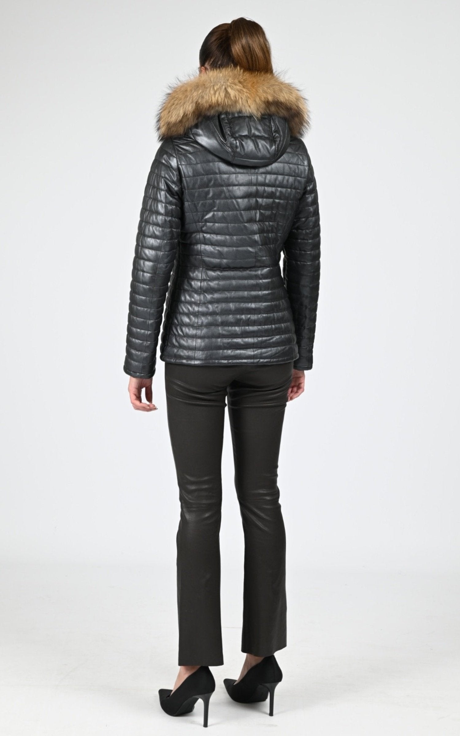 Veste Cuir Femme Oakwood, modèle Mandy metal 64926 de couleur black 501