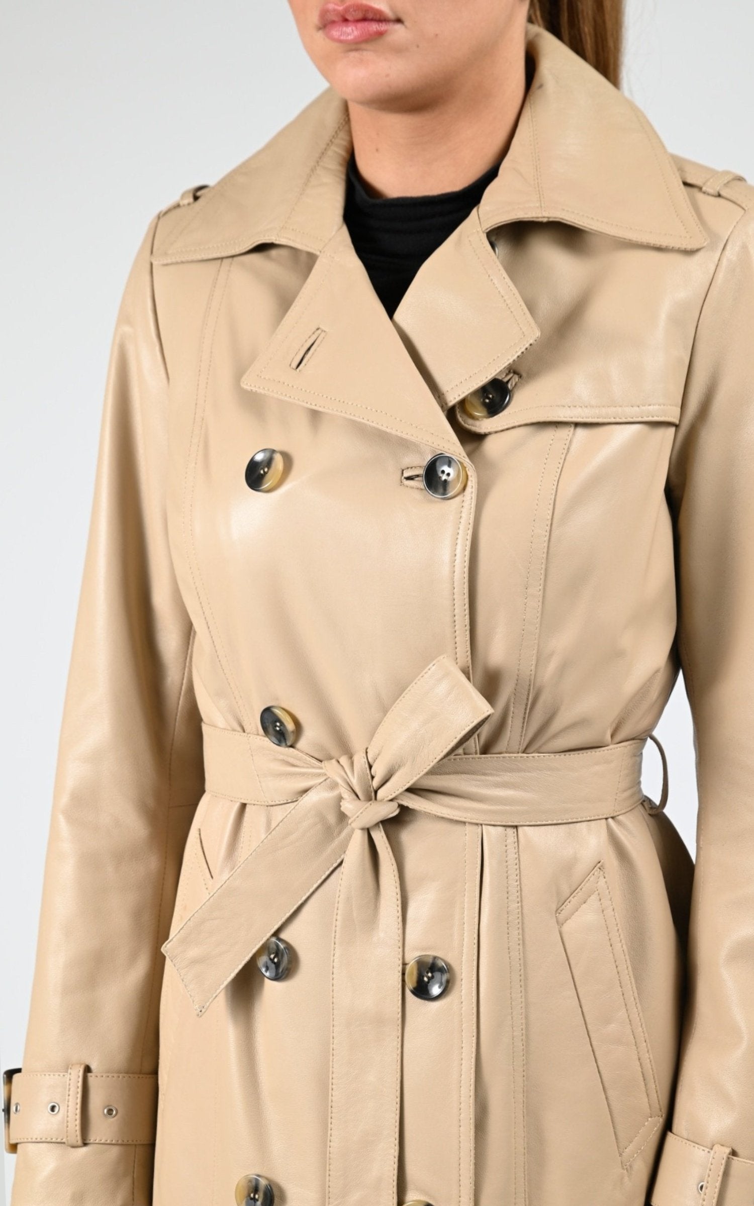 A "MARGOT" Beige La Canadienne 7/8 Femme details photo