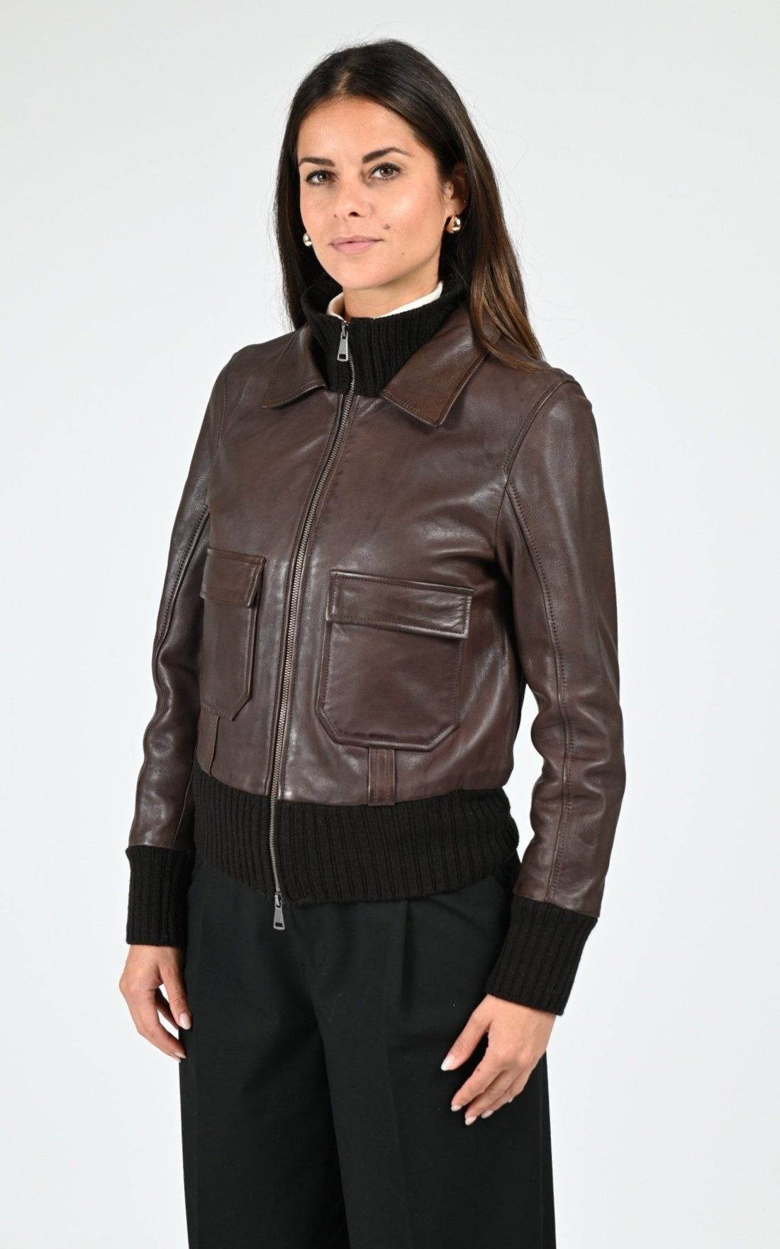 Blouson Cuir Femme Oakwood, modèle Mollyana 65118 de couleur chocolat 505