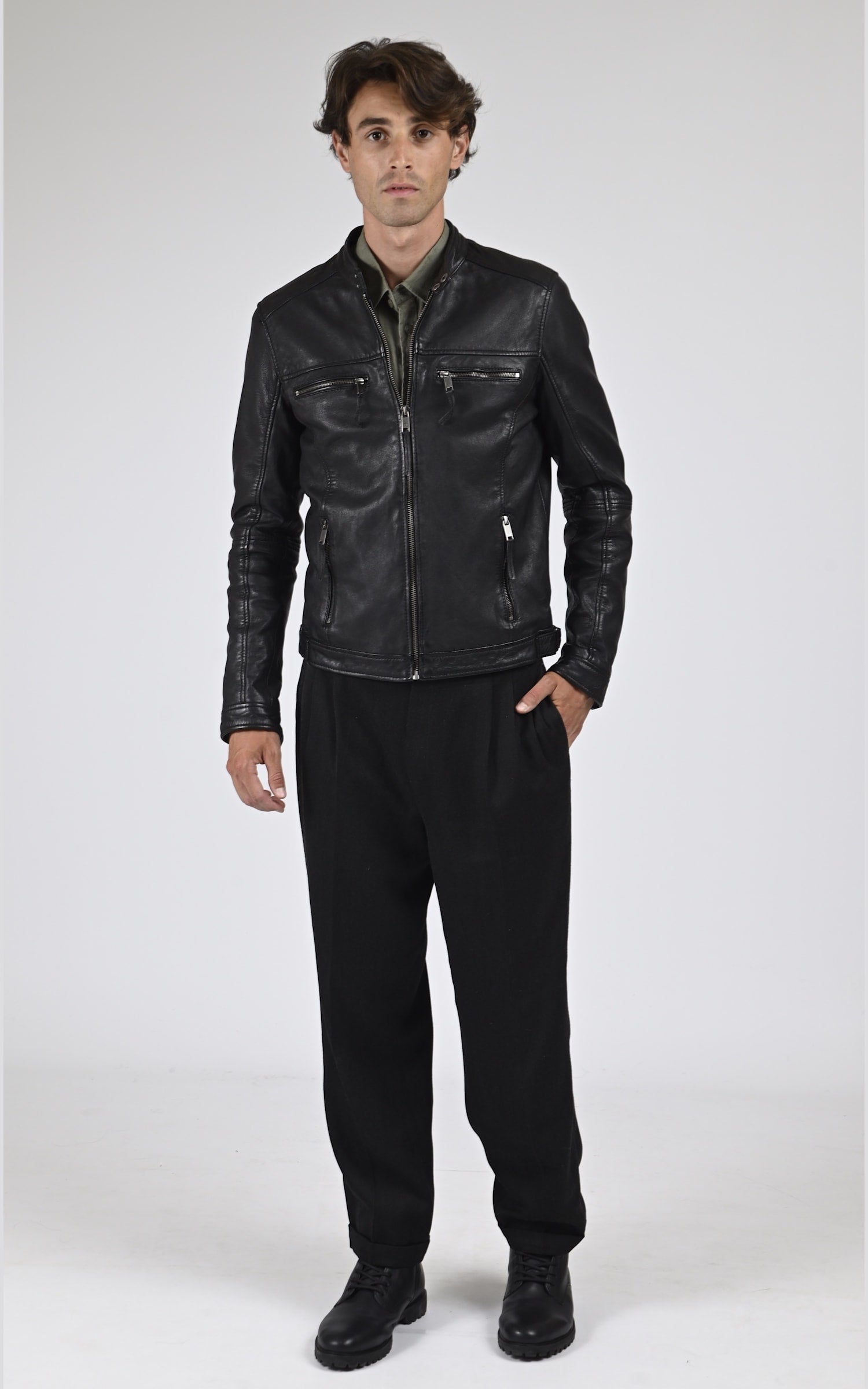 Blouson Cuir Homme La canadienne, modèle Mumbai de couleur noir