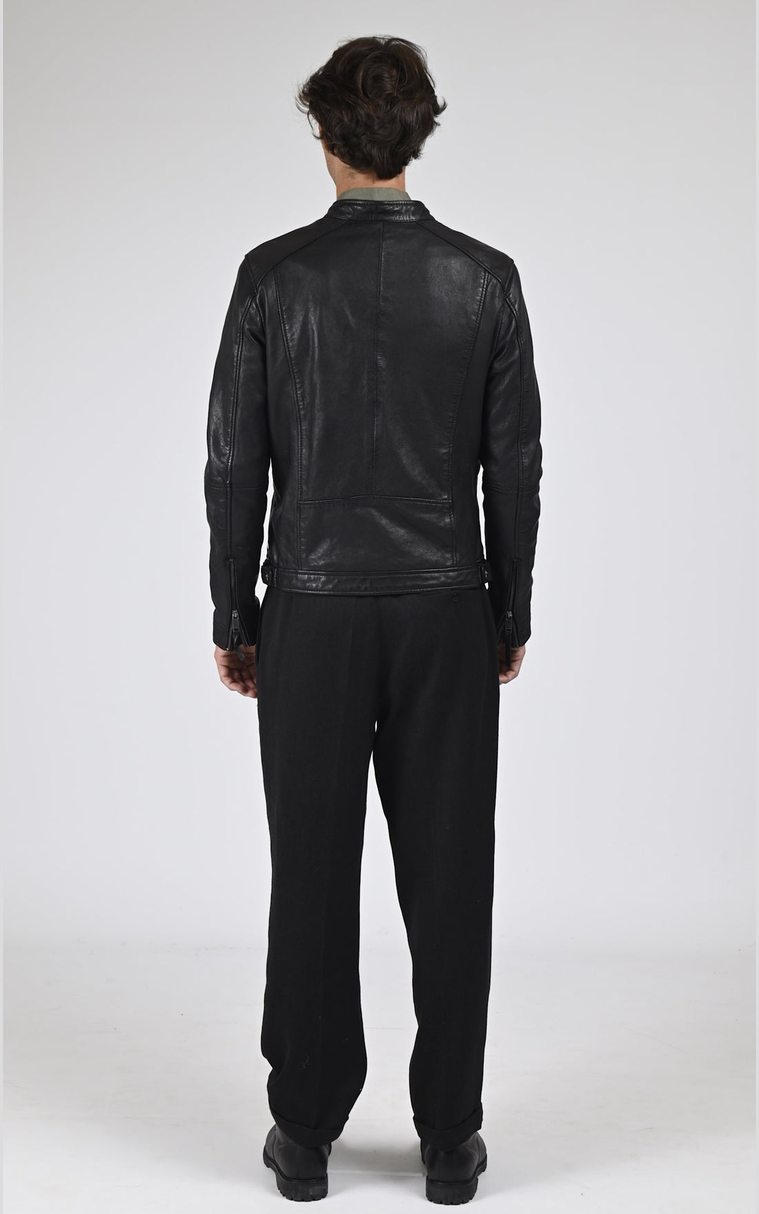 Blouson Cuir Homme La canadienne, modèle Mumbai de couleur noir