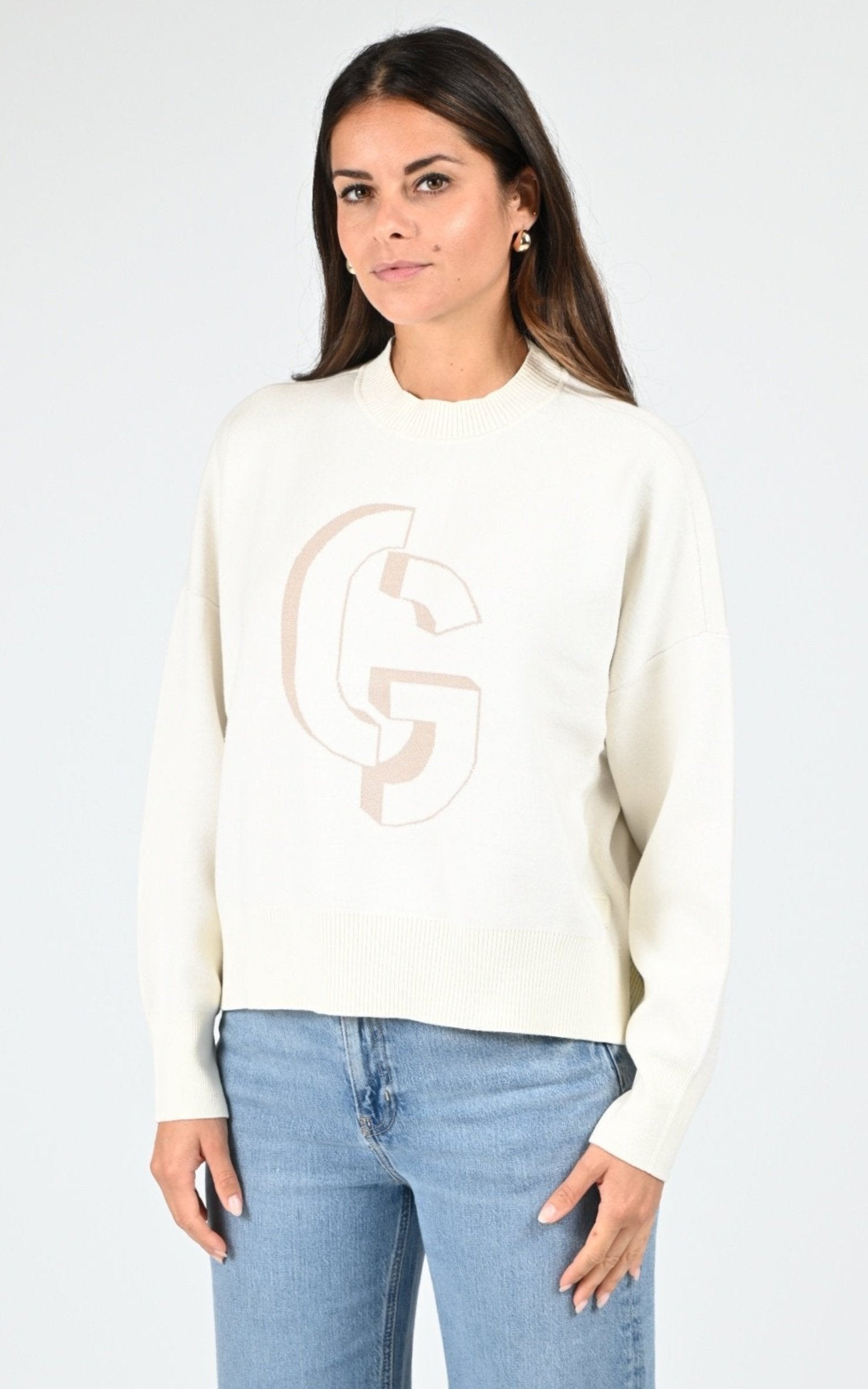 Pull Textile Femme Gertrude, modèle Natalia de couleur creme