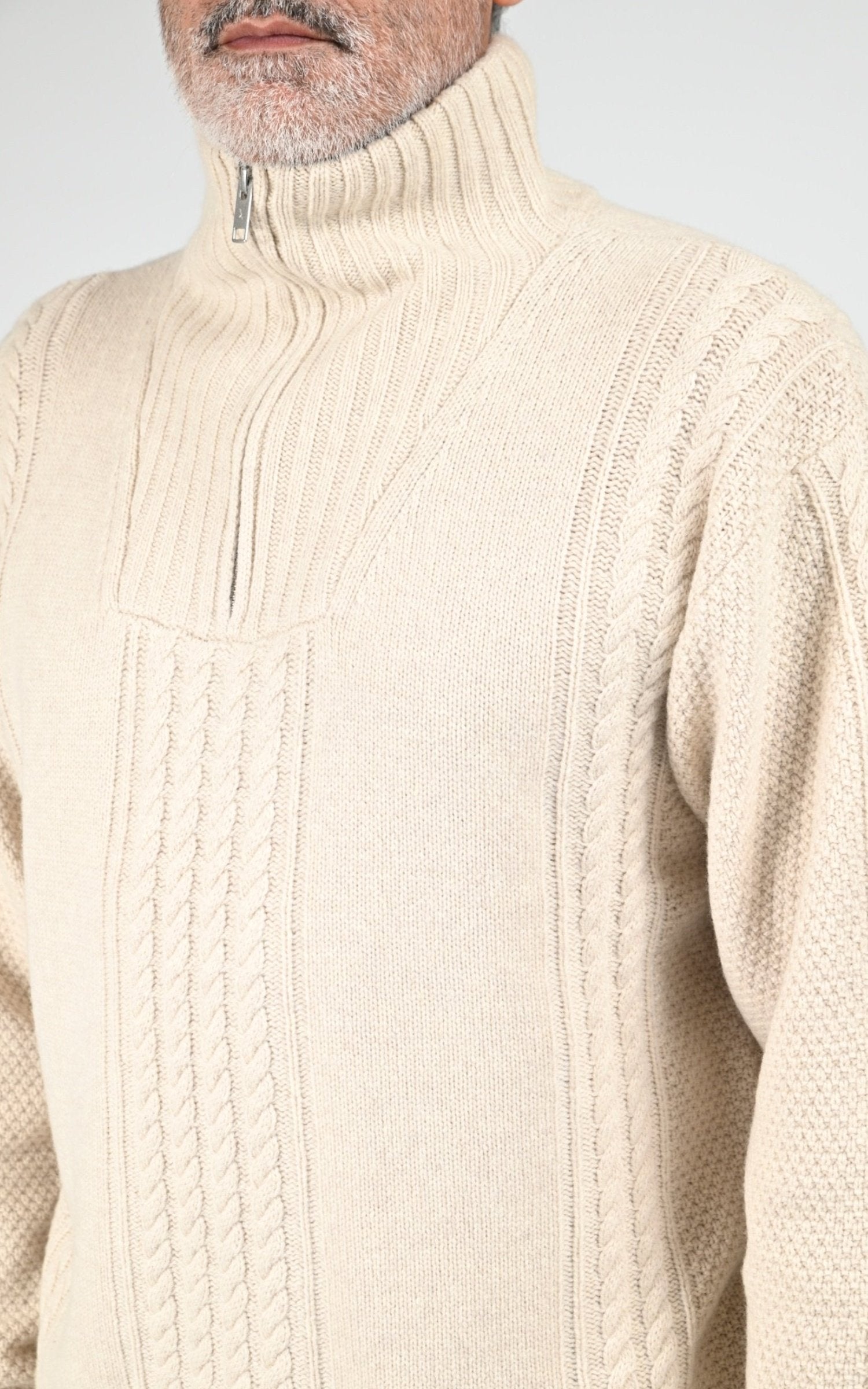 Pull laine torsadé beige