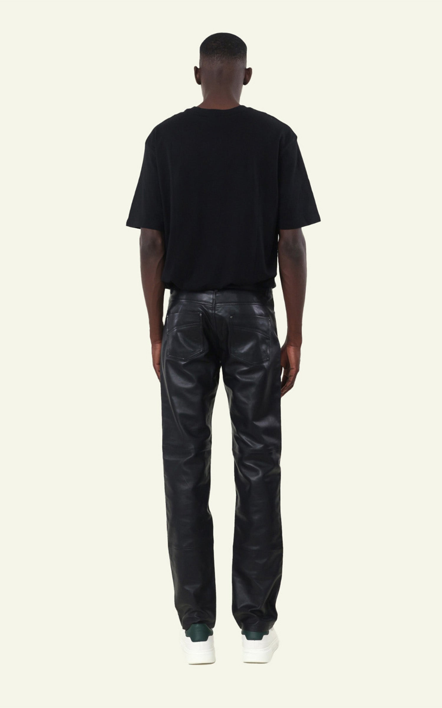 Pantalon ajusté cuir sexy man noir