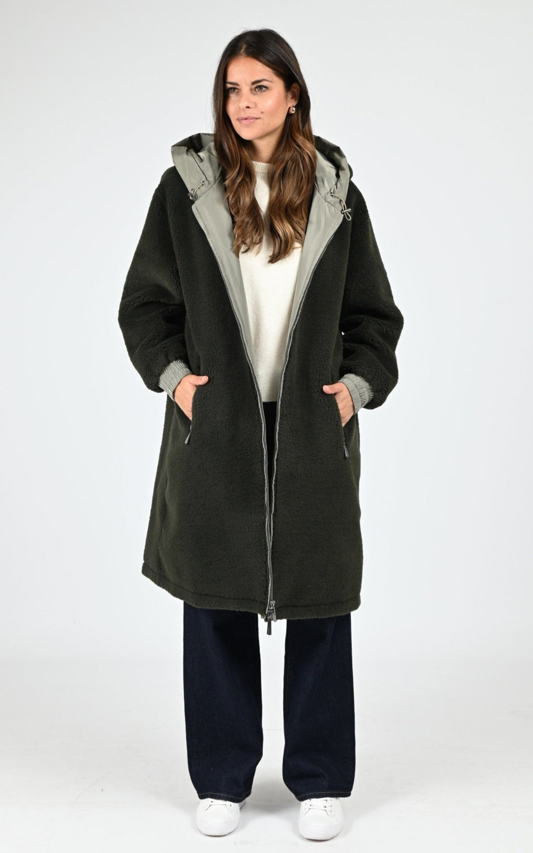 Manteau Textile Femme Oakwood, modèle Selma 65154 de couleur light kaki 570