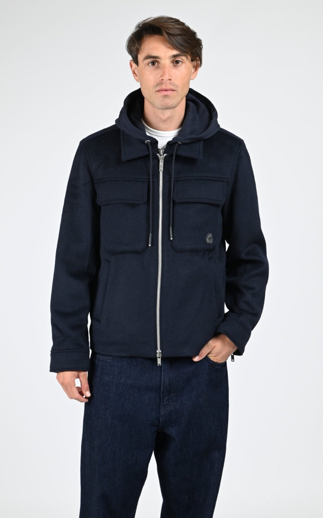 Veste Textile Homme Moose Knuckles, modèle Snowdown m35mw407 de couleur navy 833