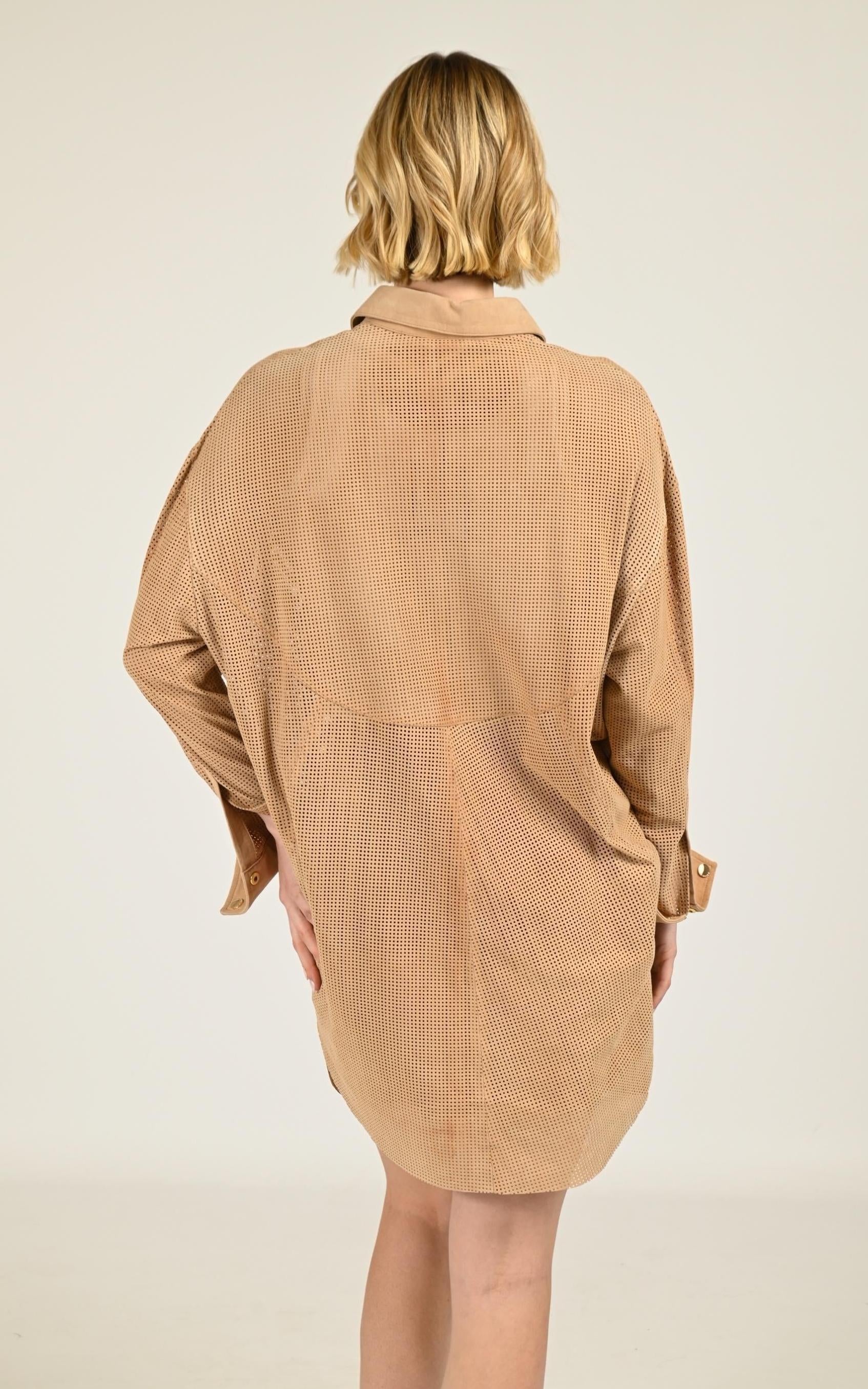 Chemise Femme Giorgio Et Mario, modèle Sonita vel de couleur beige / taupe