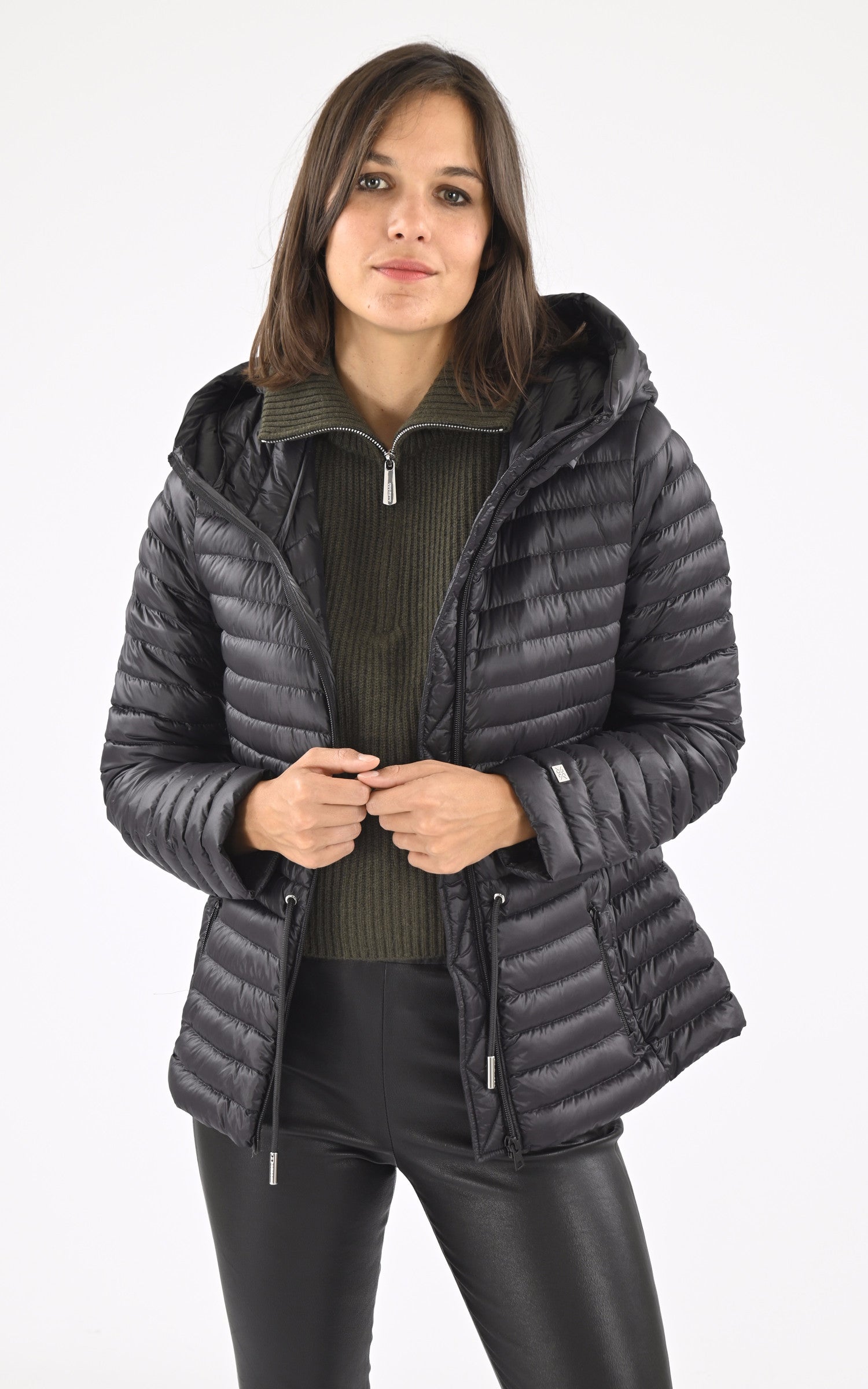 A "MIMOSA 64703" Kaki Oakwood Top Femme closed photo