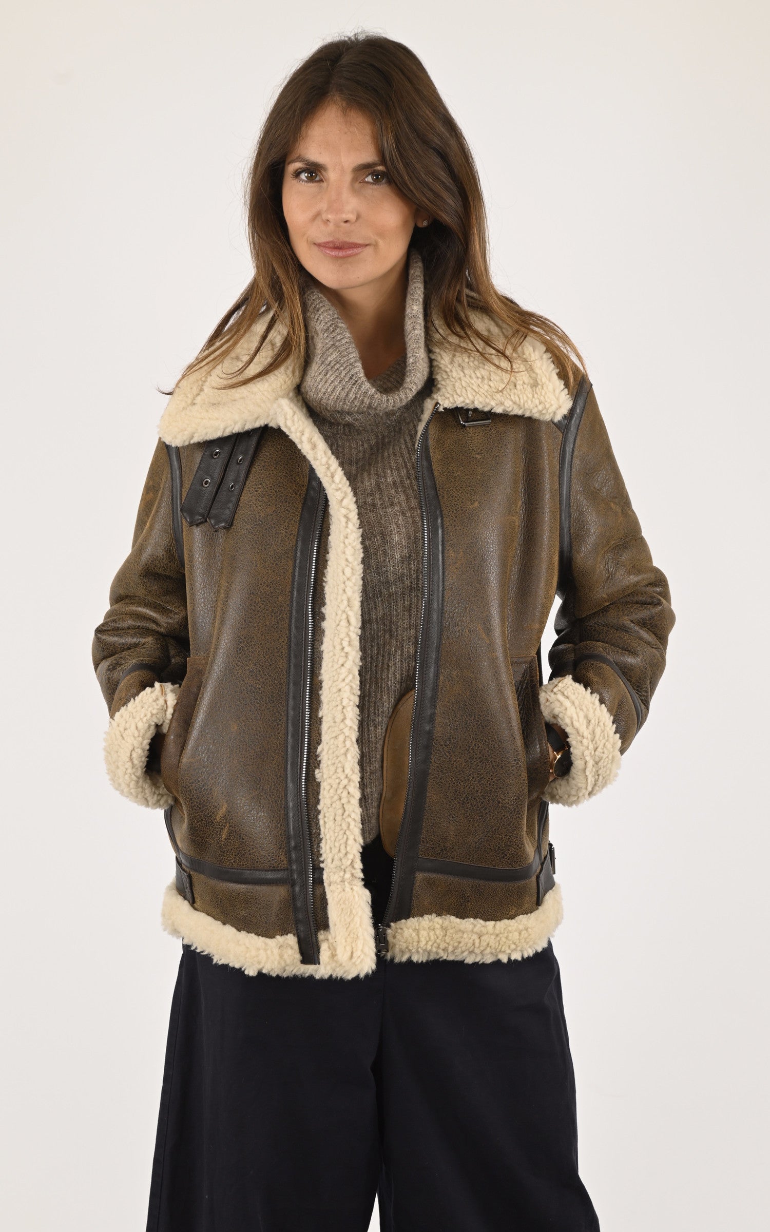 A "ALTERIA FF" Marron La Canadienne Bombardier Femme opened photo