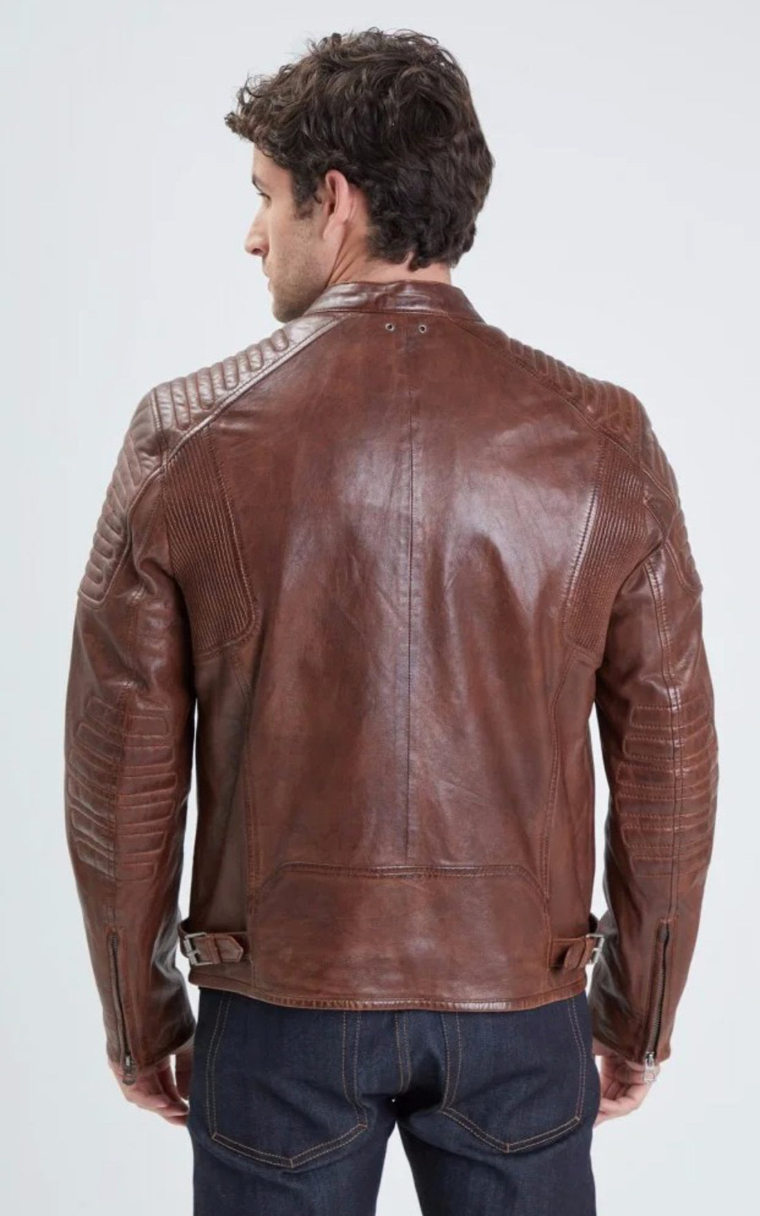 A "STIRLING 101700" Marron Daytona 73 Blouson Homme opened photo