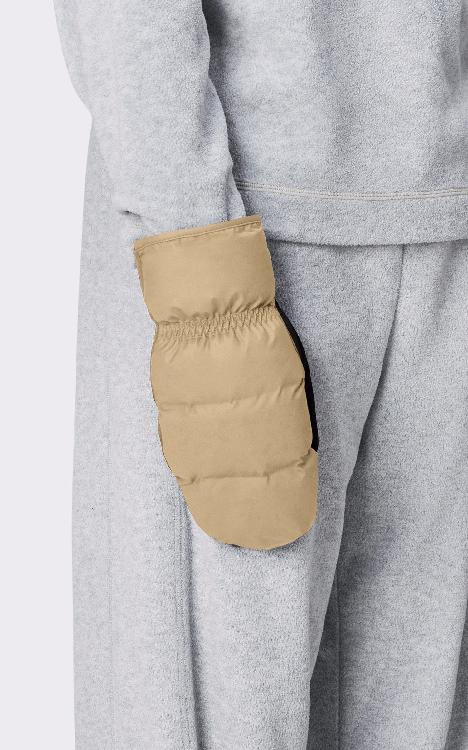 A "16080 LOHJA PUFFER W1T2" Beige Rains mouffles Mixte back photo