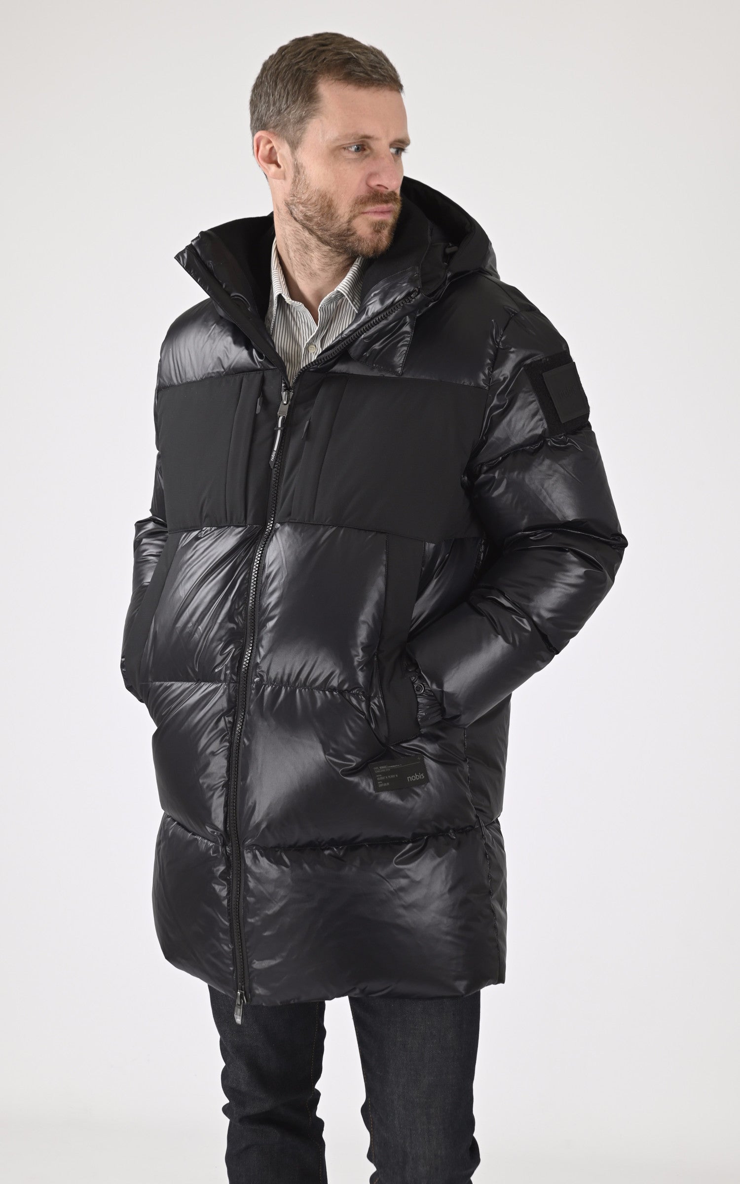 A "NEELIX" Noir Nobis Ves Doudoune Homme closed photo 2