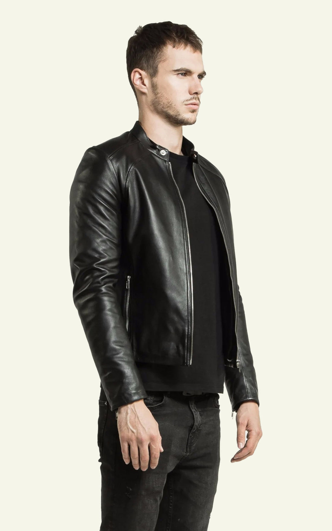 A "LENI AGN" Noir Serge Pariente Blouson Homme opened photo