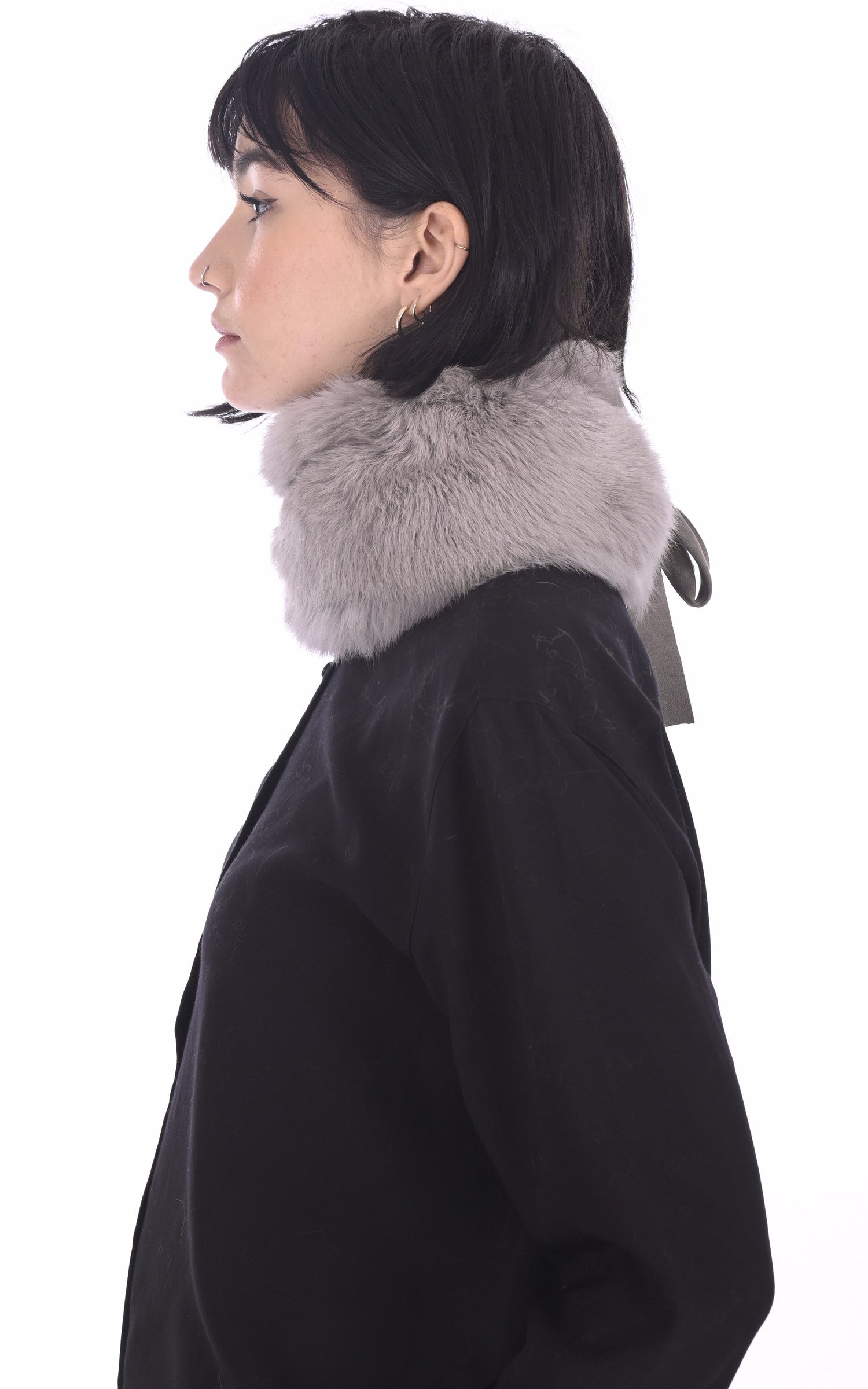 A "531/12 APACHE" Gris Lea Clement Col Femme closed photo