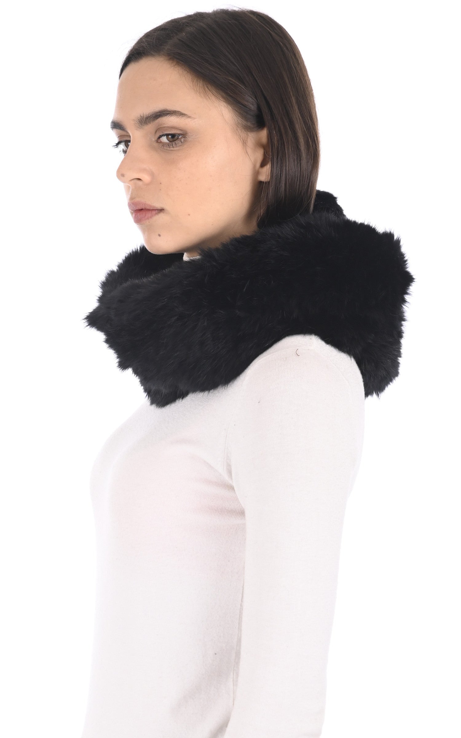 A "SNOOD" Noir La Canadienne Snood Femme closed photo 2