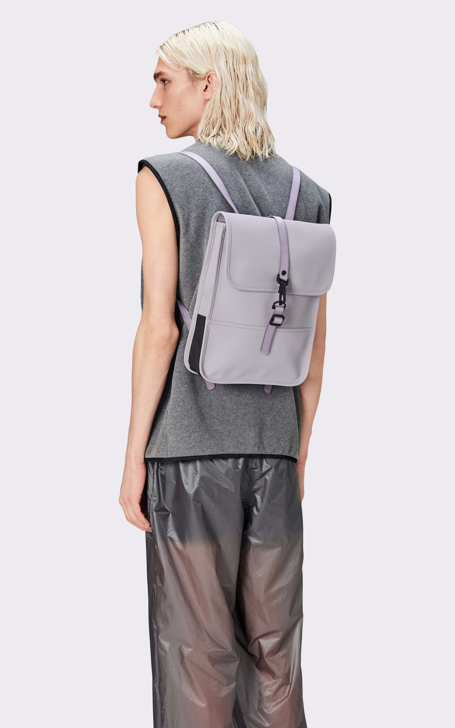 A "13010 BACK PACK MICRO" Gris Rains Sac A Dos Mixte opened photo 2