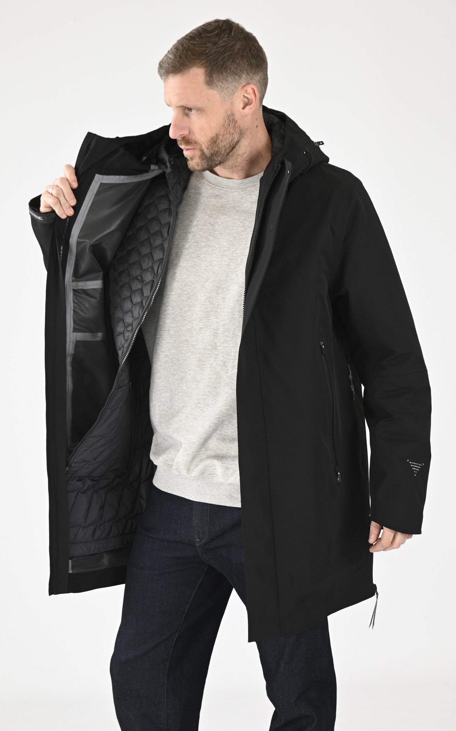 A "PLANCK QM481" Noir Krakatau 3/4 Parka Homme interior photo