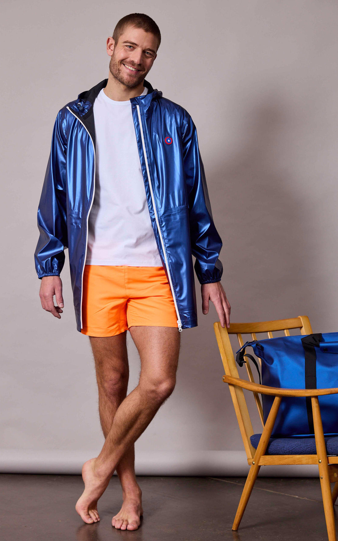 A "ADAME K71349W" Blanc K-Way T-shirt Homme opened photo