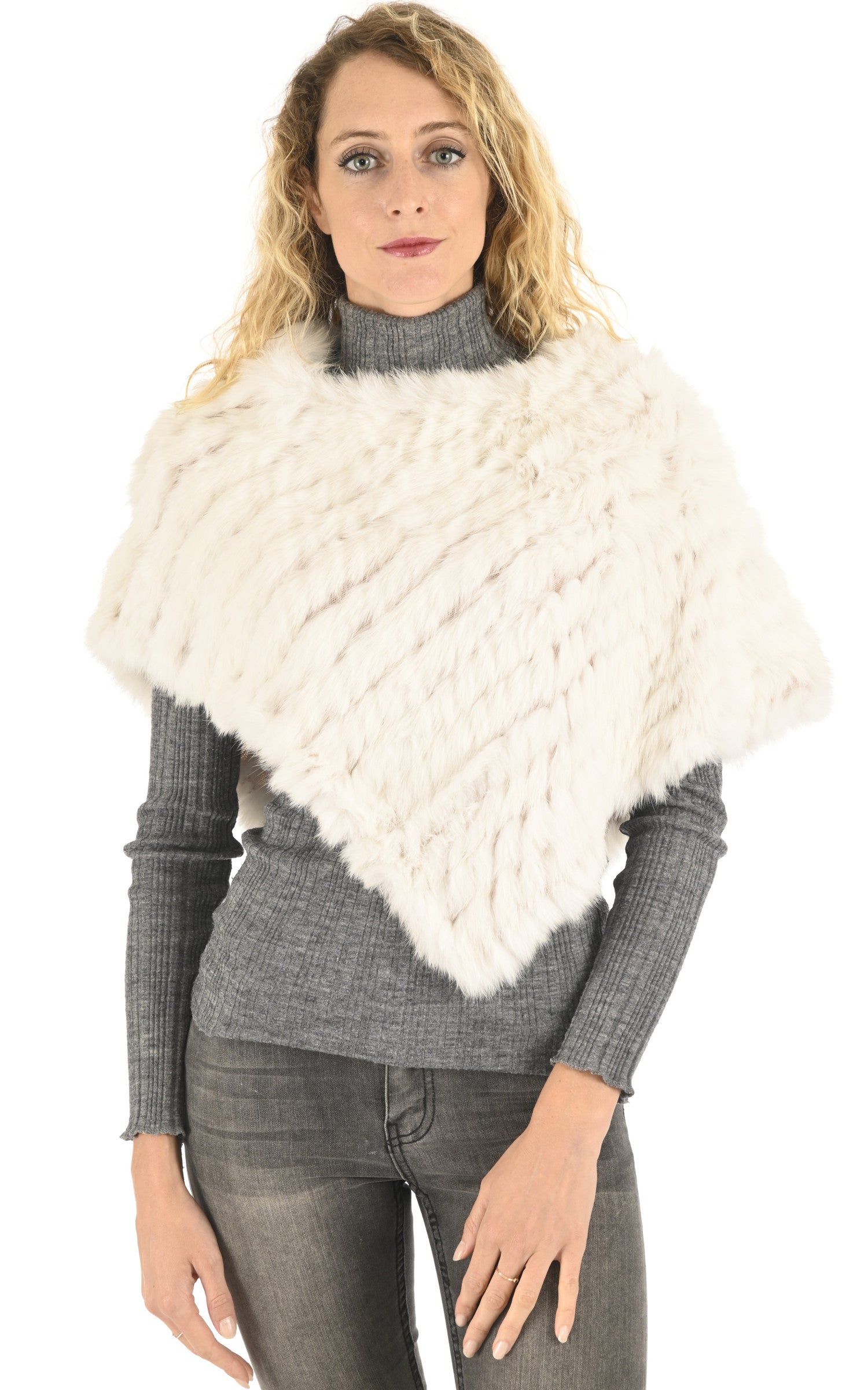 A "PONCHO" Craie La Canadienne Poncho Femme opened photo