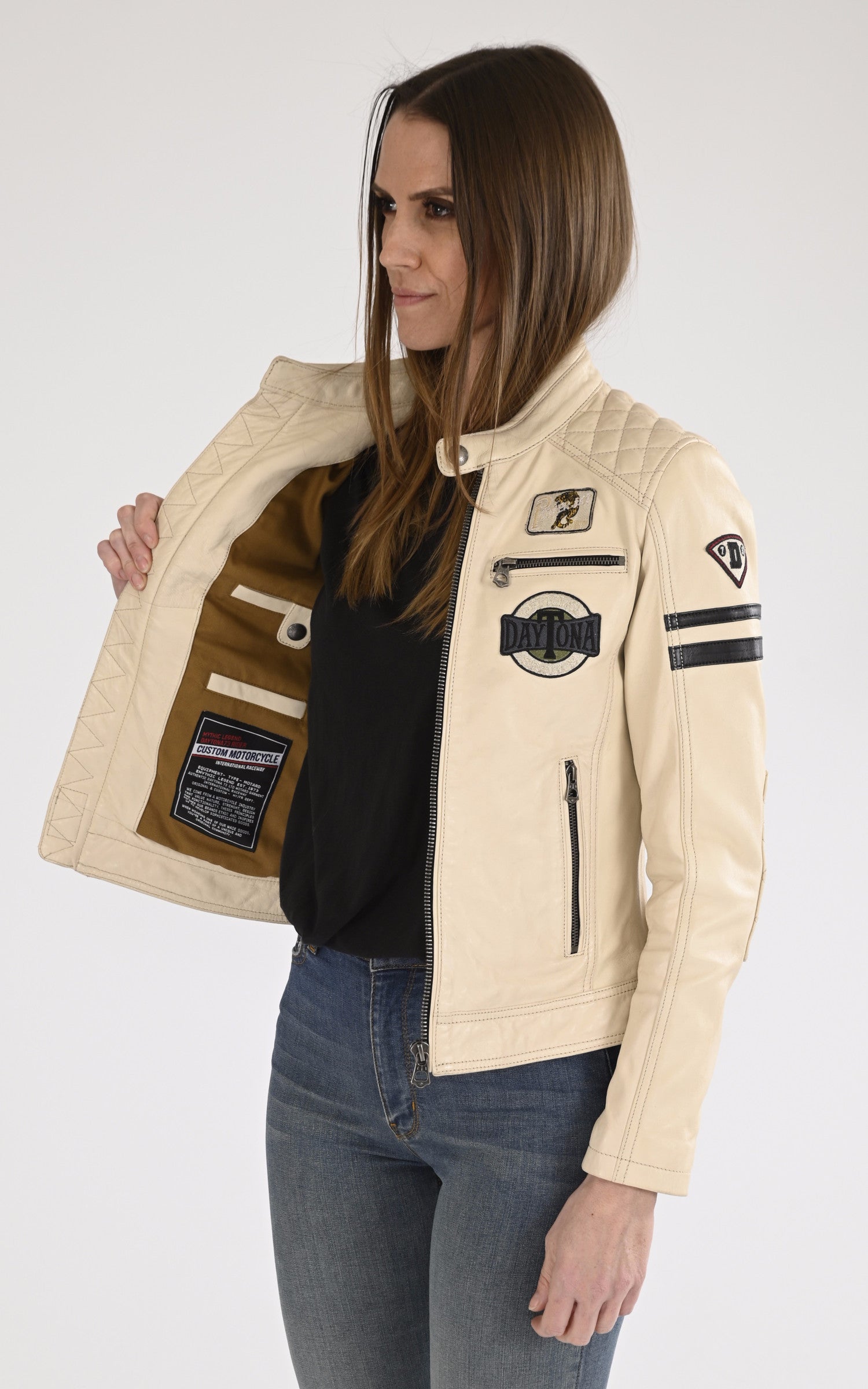 A "WALKORA 103547" Blanc Rose Garden Blouson Femme interior photo