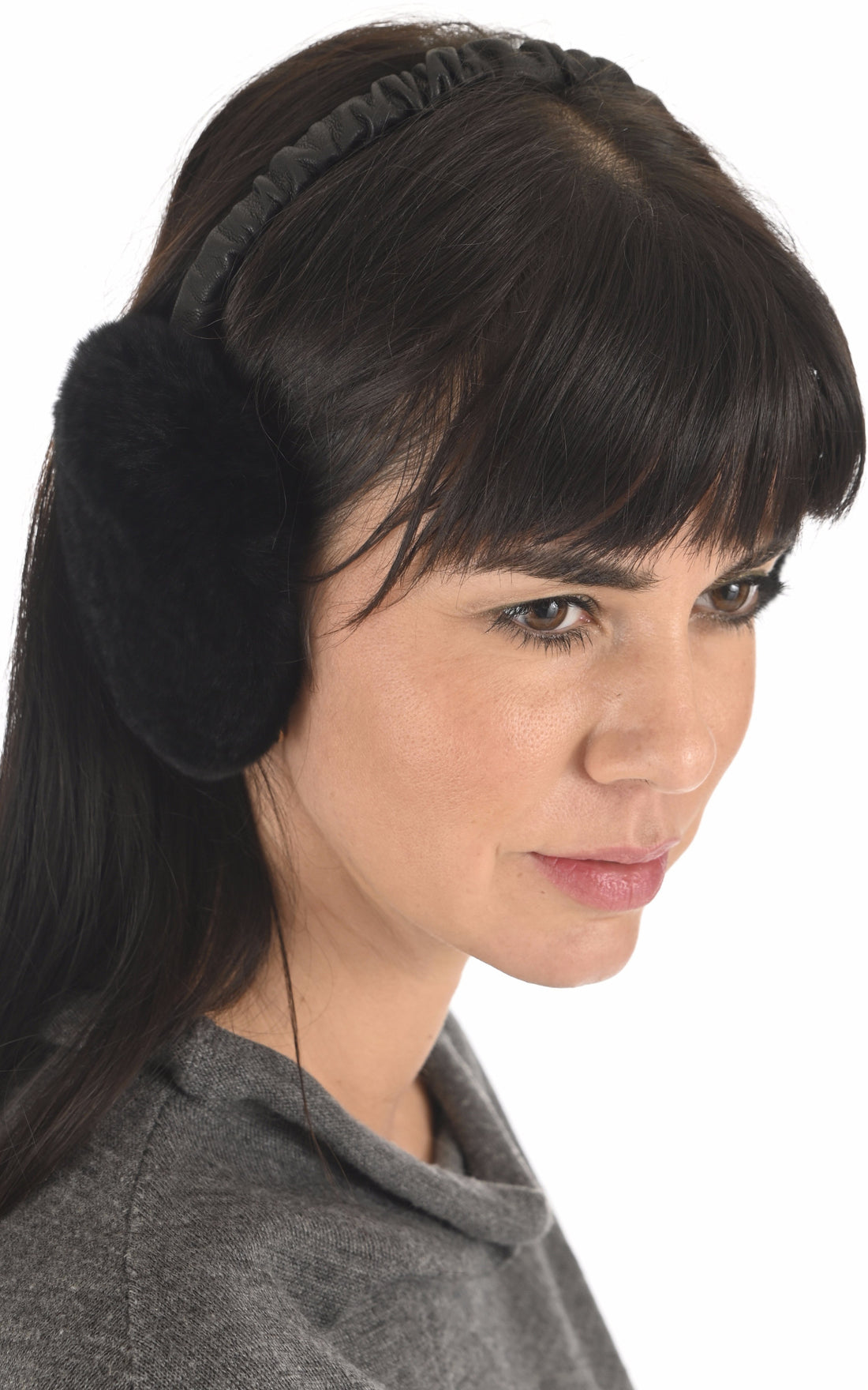 A "OS" Noir Tsanikidis Oreillettes Femme opened photo