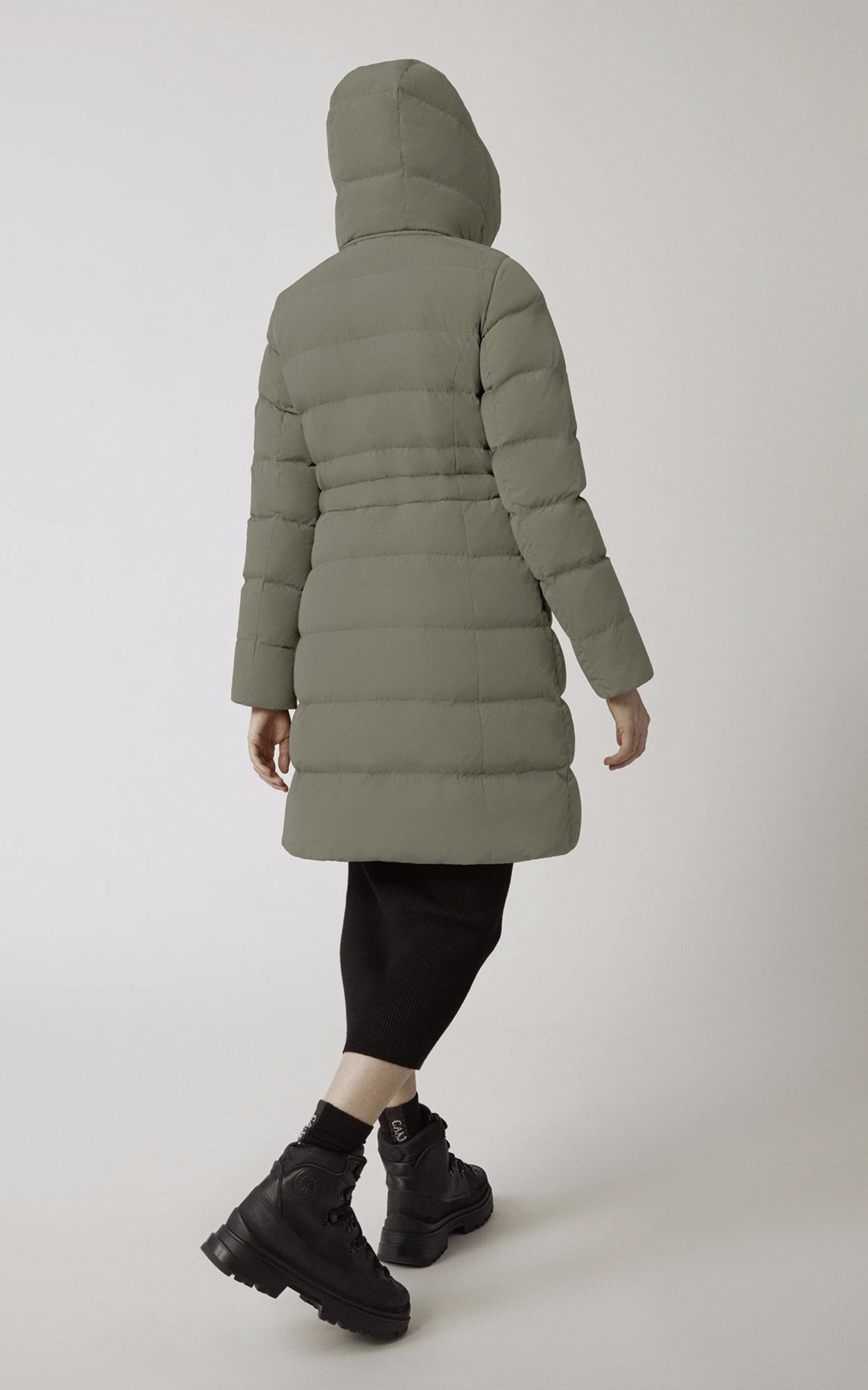 A "AURORA PARKA 3901W" Kaki Canada Goose 3/4 Doudoune Femme interior photo