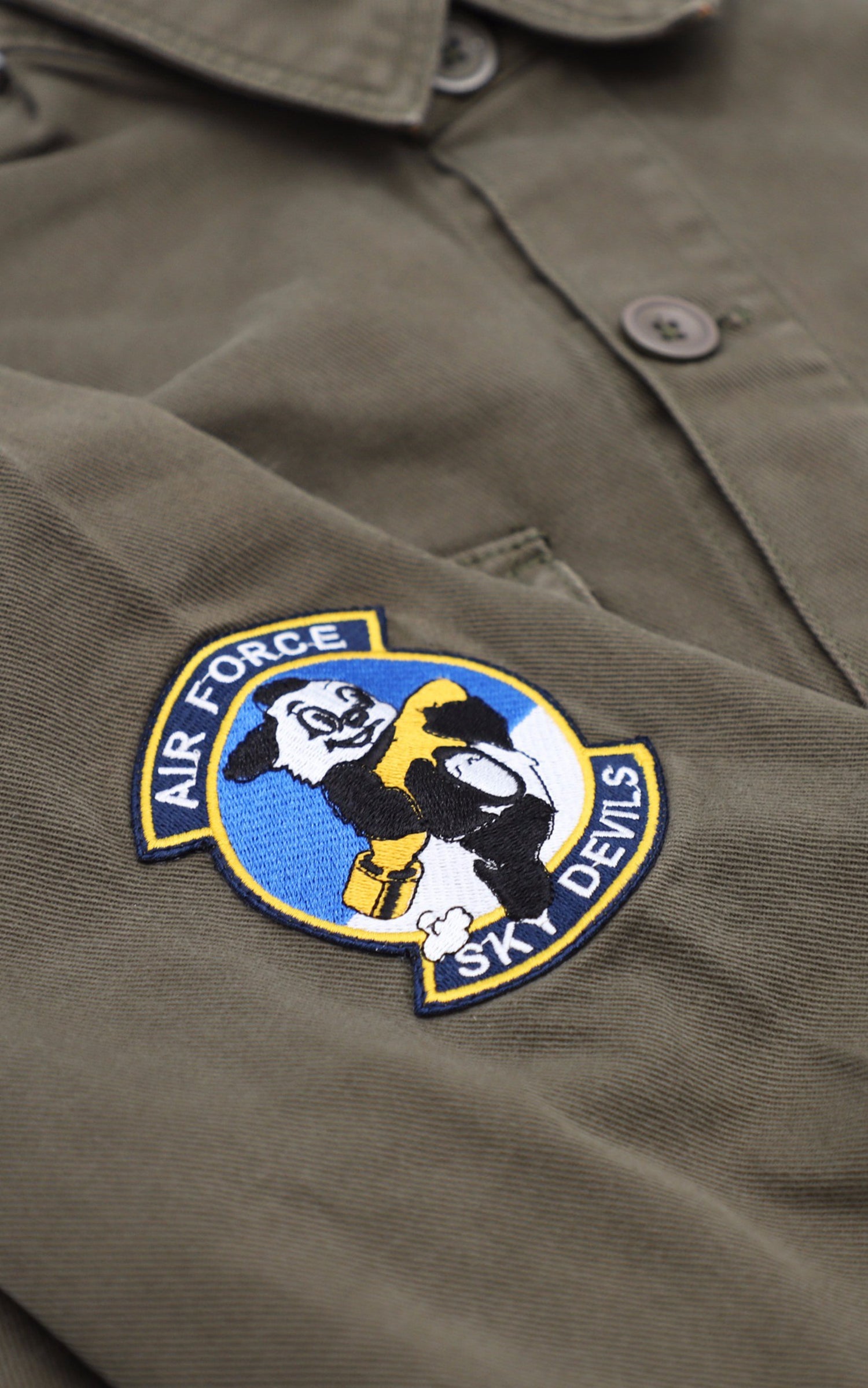 A "JEFFY 102021" Olive Daytona 73 Chemise Homme details photo 5