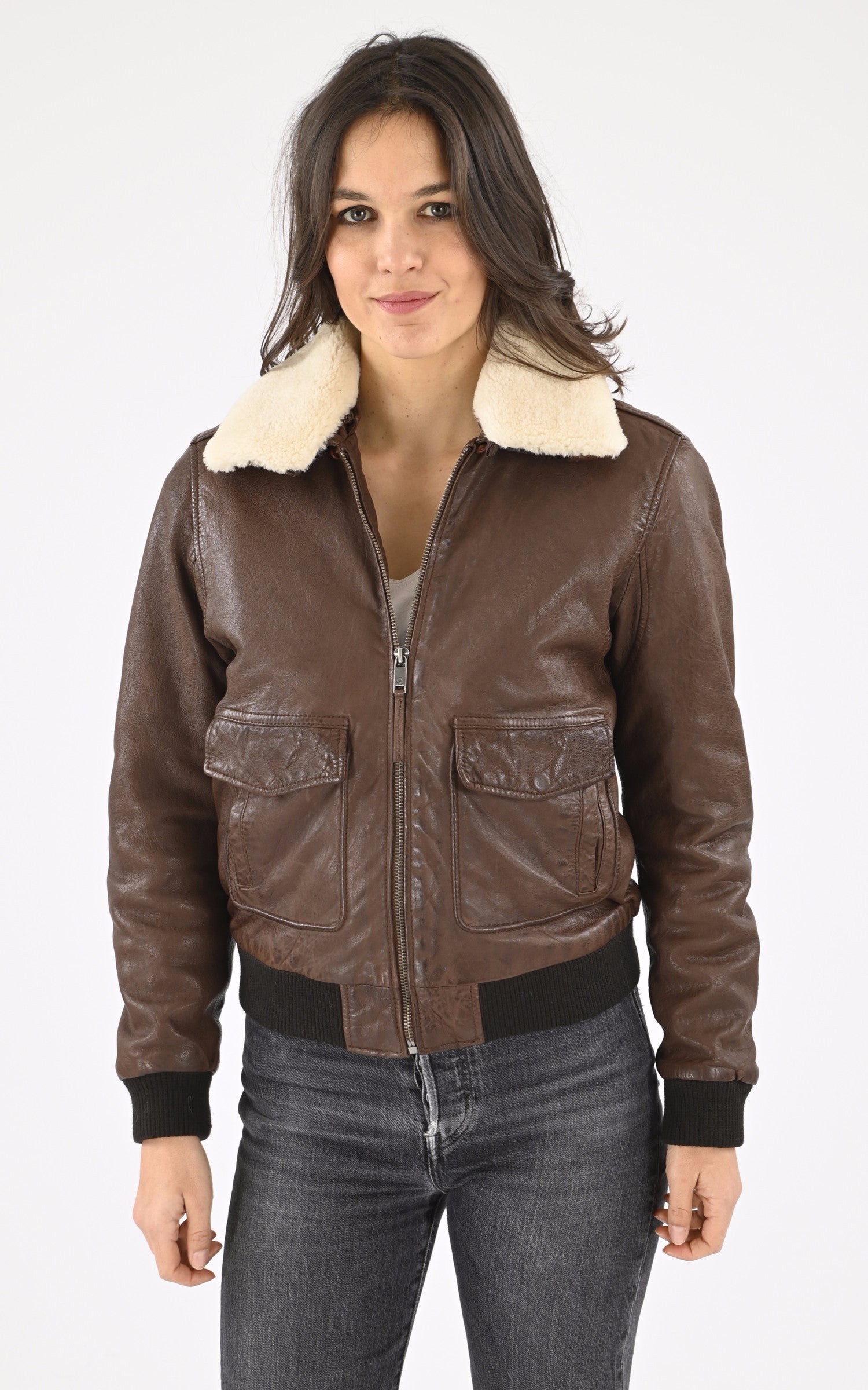 A "MIRAGE" Marron La Canadienne Pilote Femme closed photo