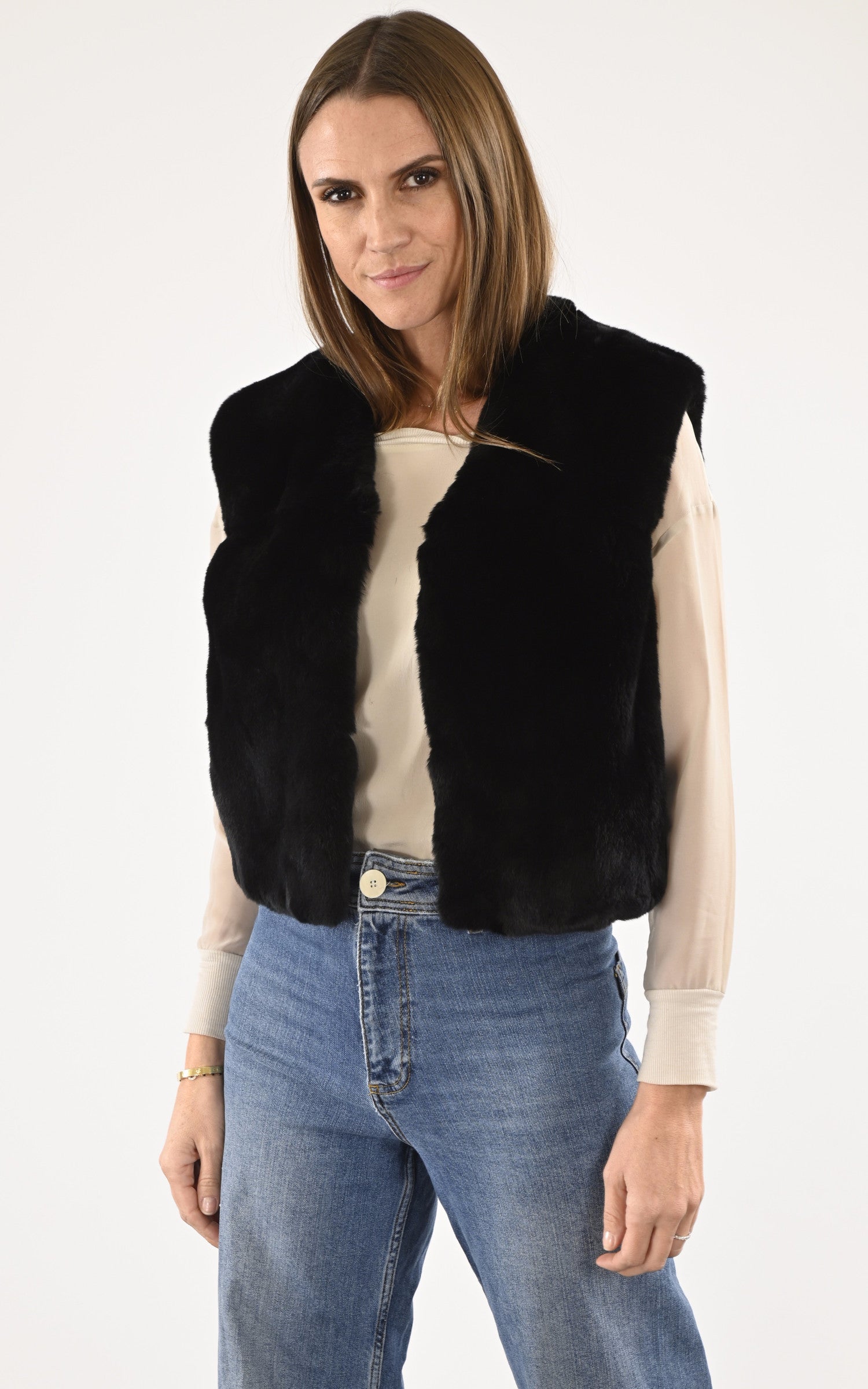 A "CELIE" Noir La Canadienne Gilet Femme opened photo