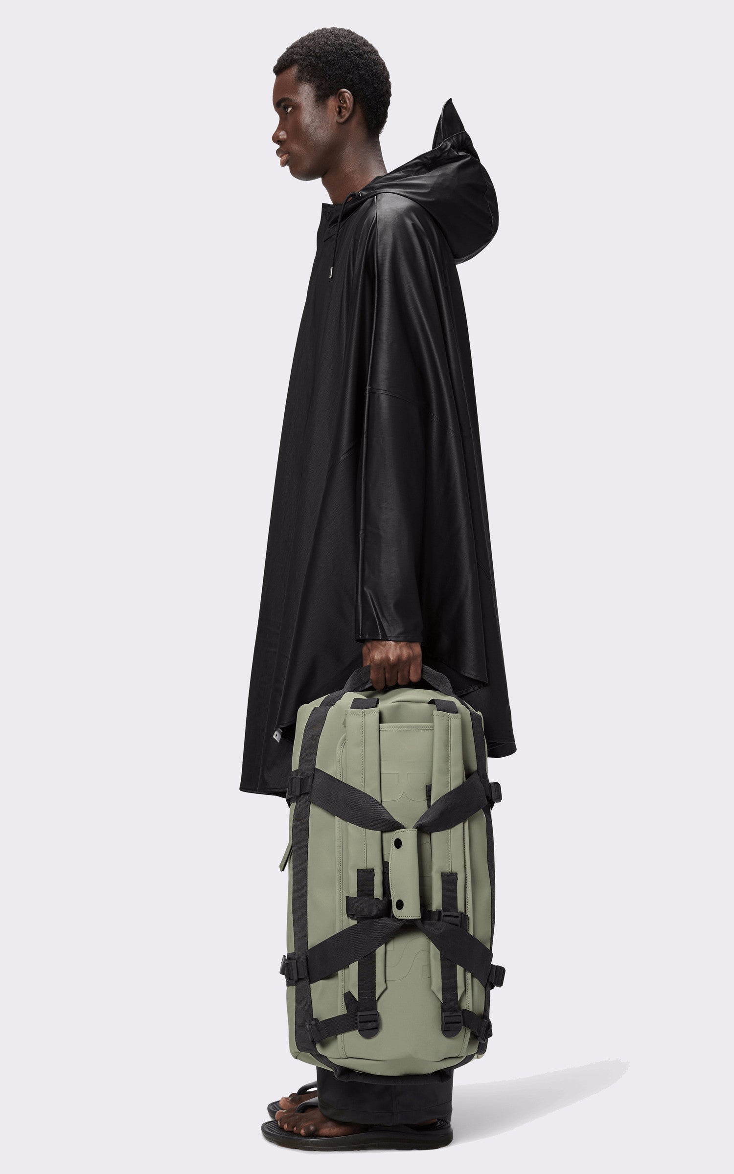 A "13480 TEXEL DUFFEL SMALL" Vert Rains Sac Mixte back photo 4
