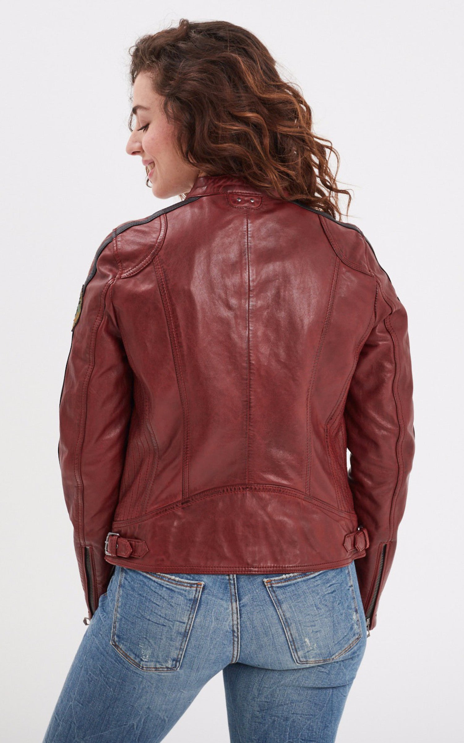 A "WARTBUGY 103546" Bordeaux Rose Garden Blouson Femme interior photo