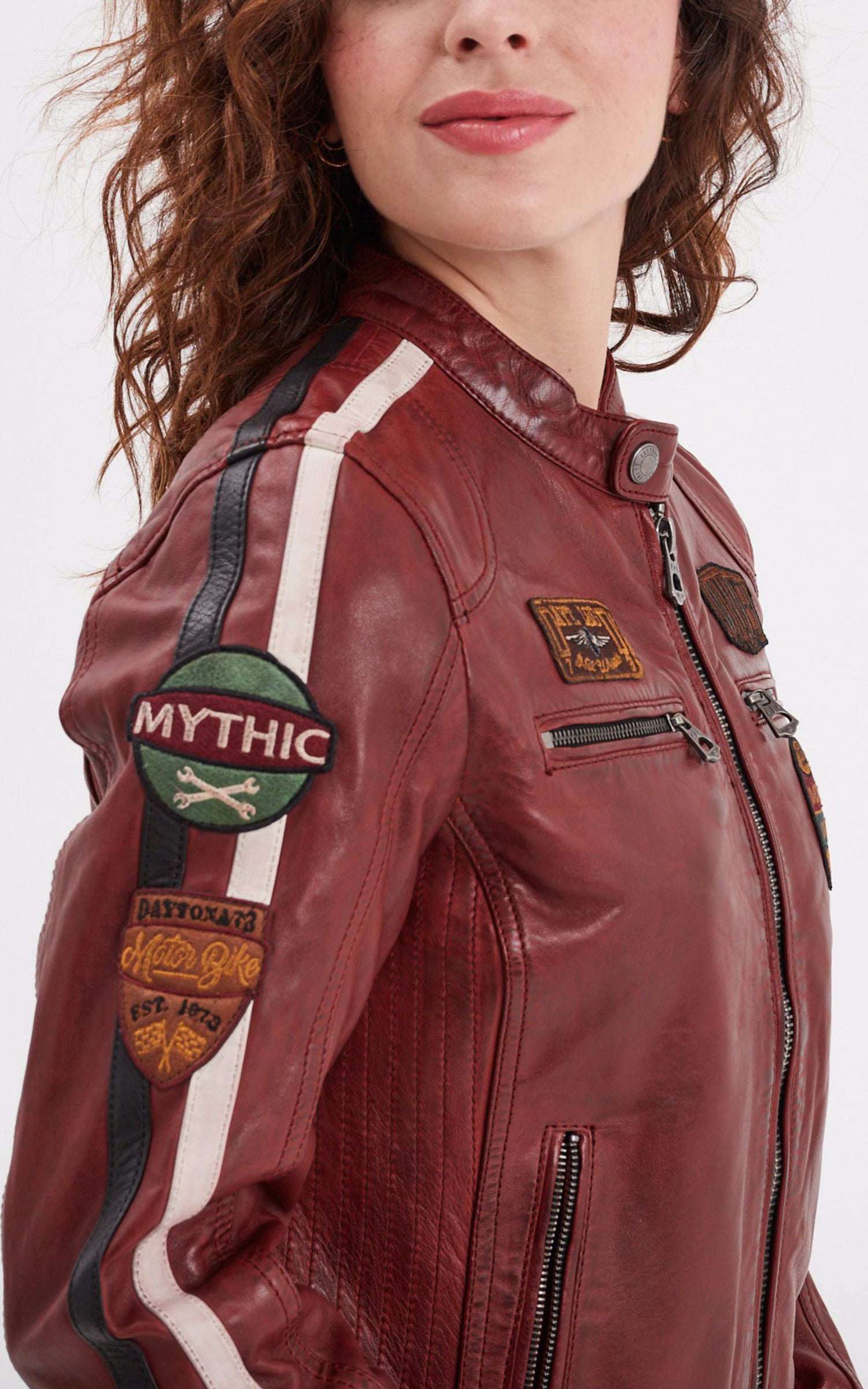 A "WARTBUGY 103546" Bordeaux Rose Garden Blouson Femme back photo