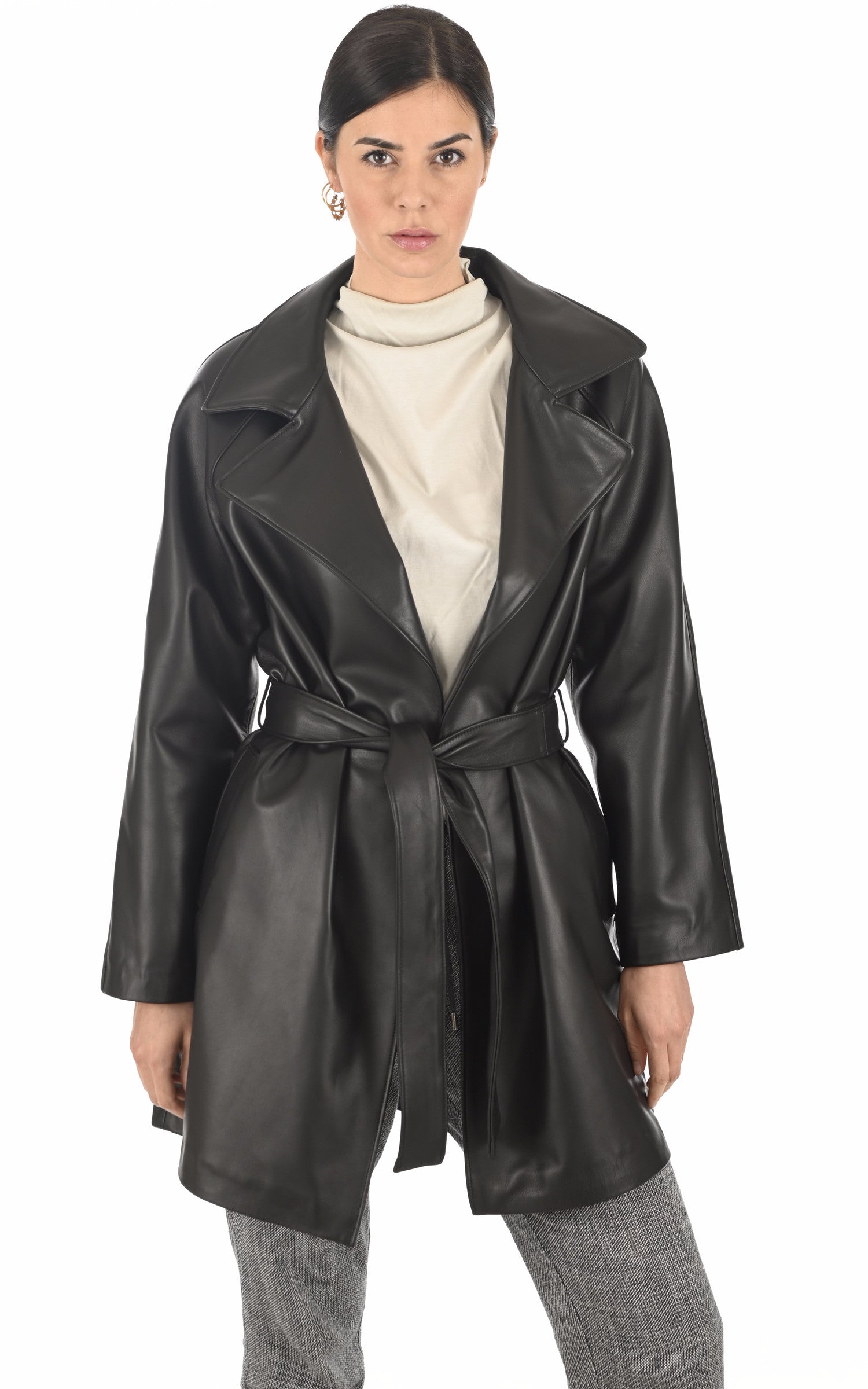 A "AUREA" Noir La Canadienne Veste Femme closed photo