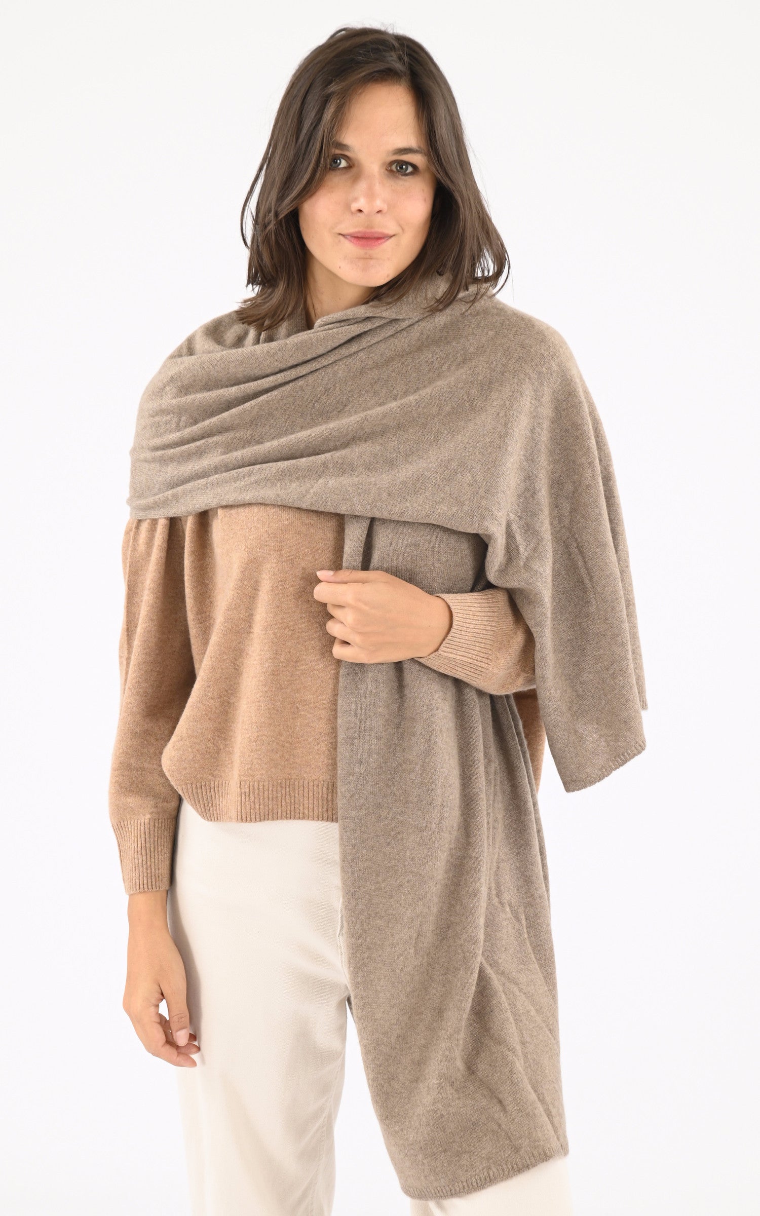 A "VIOLETA 4501035C" Taupe Notshy Echarpe Femme opened photo 1