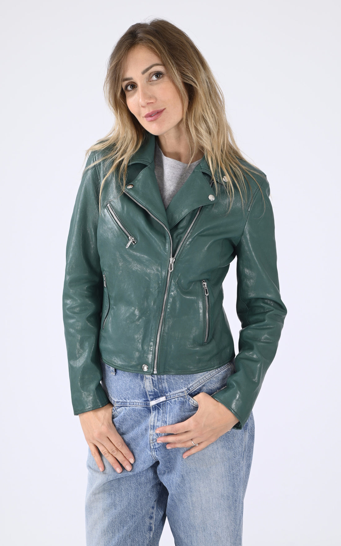 A "OLYMPE 101964" Vert Rose Garden Blouson Femme opened photo