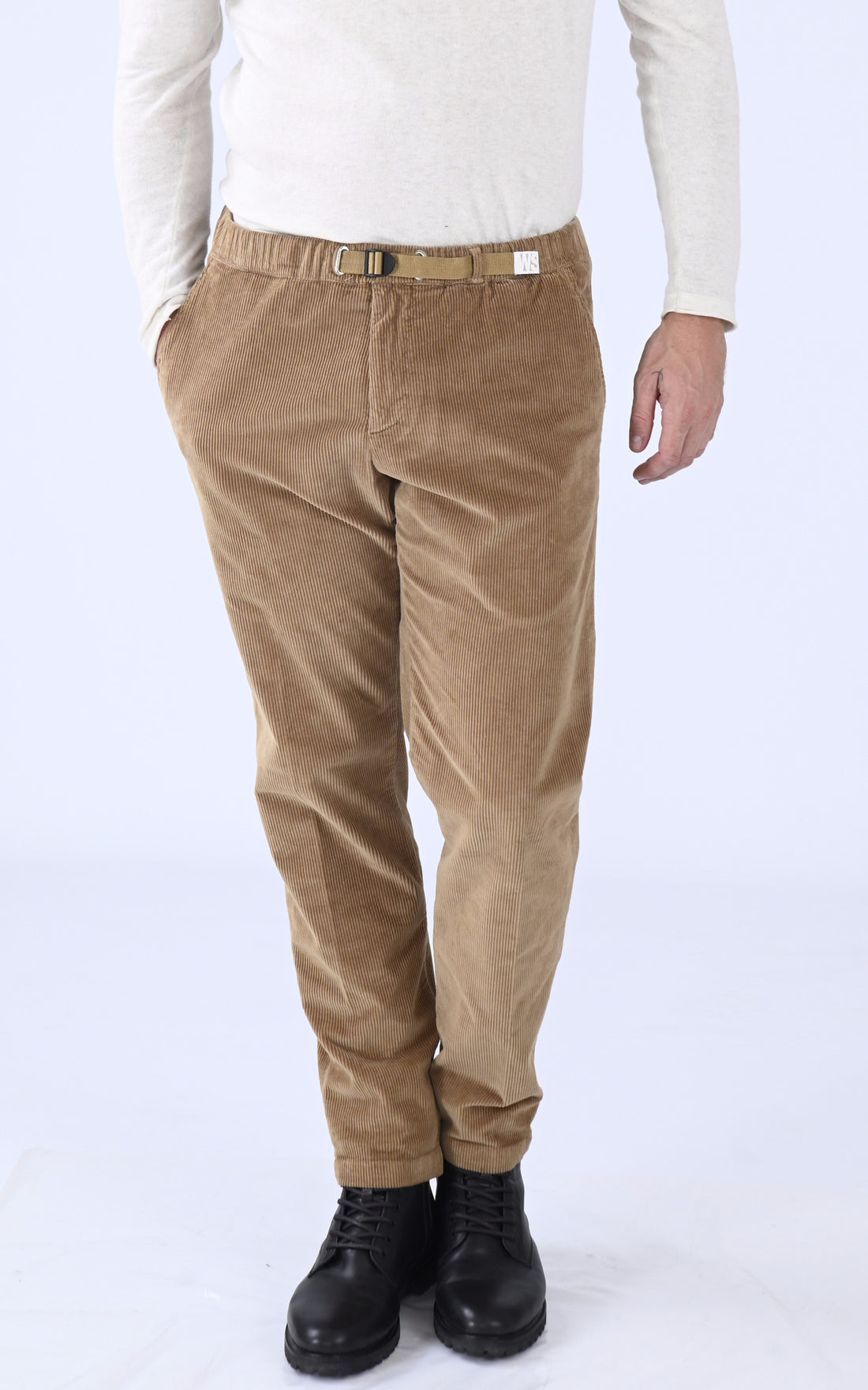 A "24WSU66 181" Camel Whitesand Pantalon Homme opened photo
