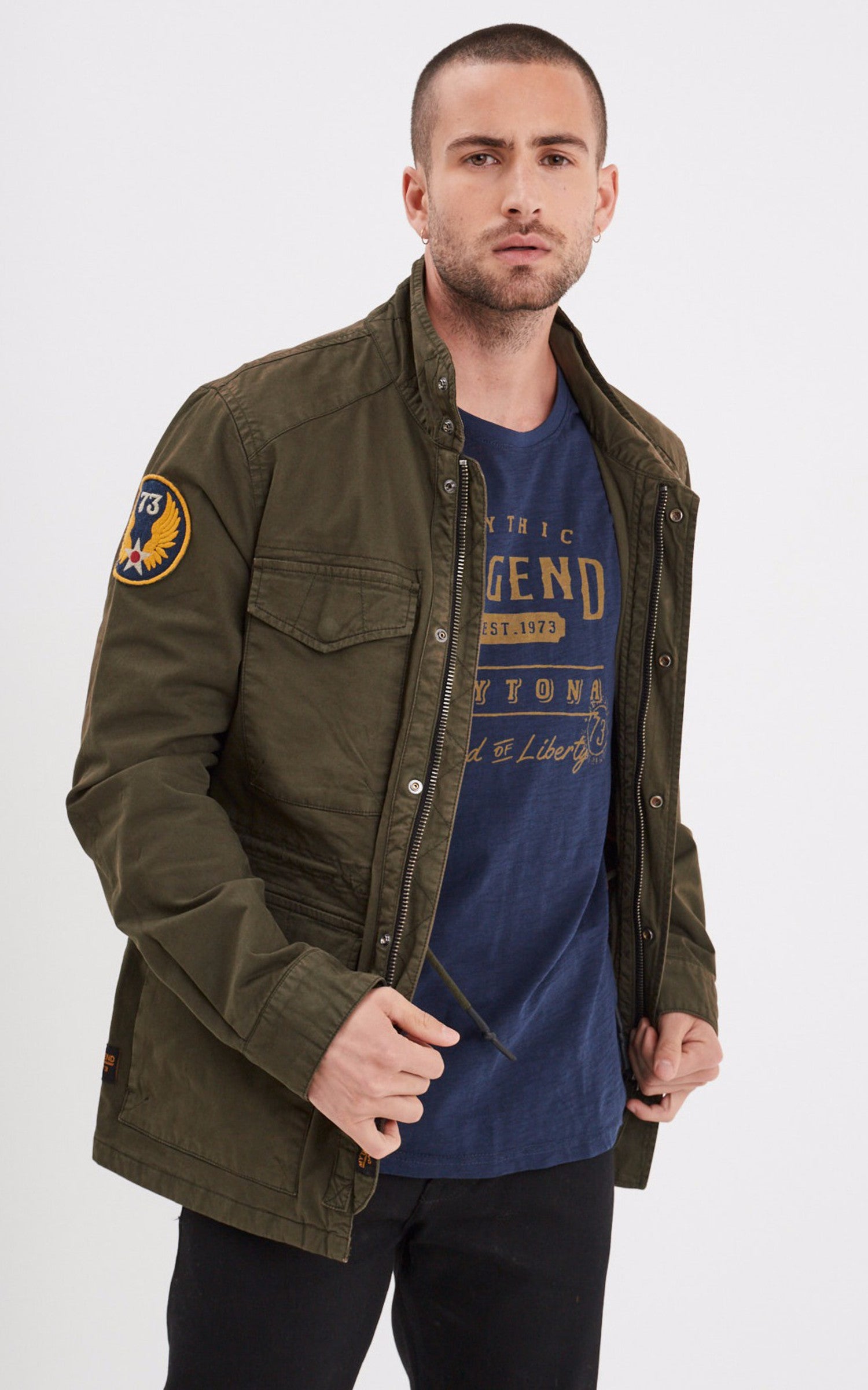 A "XERXES 103482" Kaki Daytona 73 Veste Homme closed photo