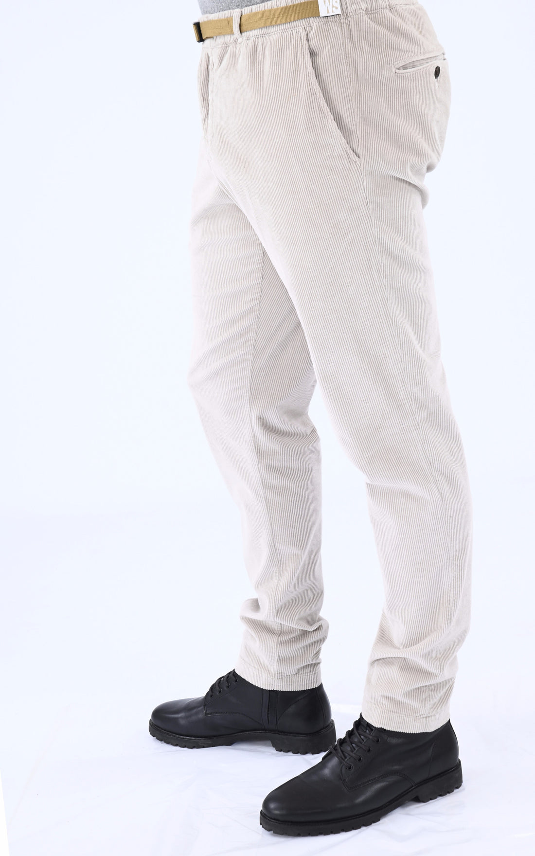 A "24WSU62 181" Gris Clair Whitesand Pantalon Homme closed photo