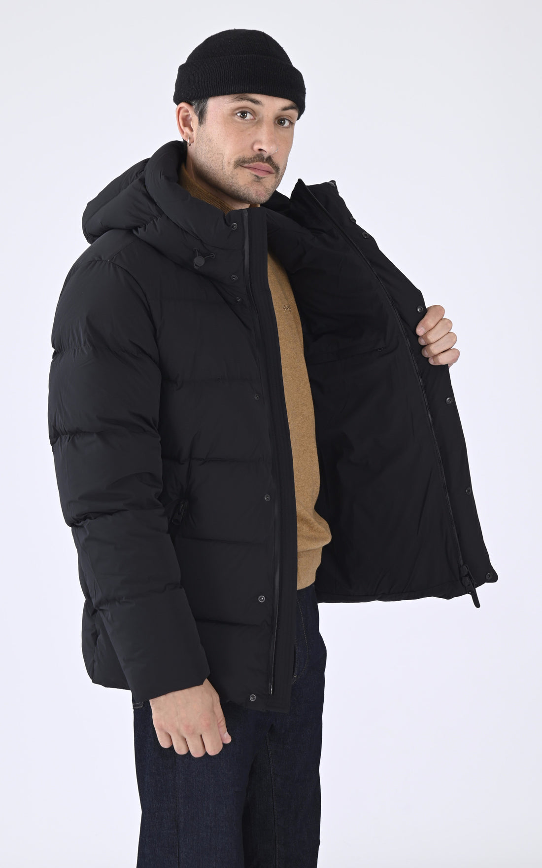 A "GRAYDON CITY" Noir Mackage Ves Doudoune Homme opened photo