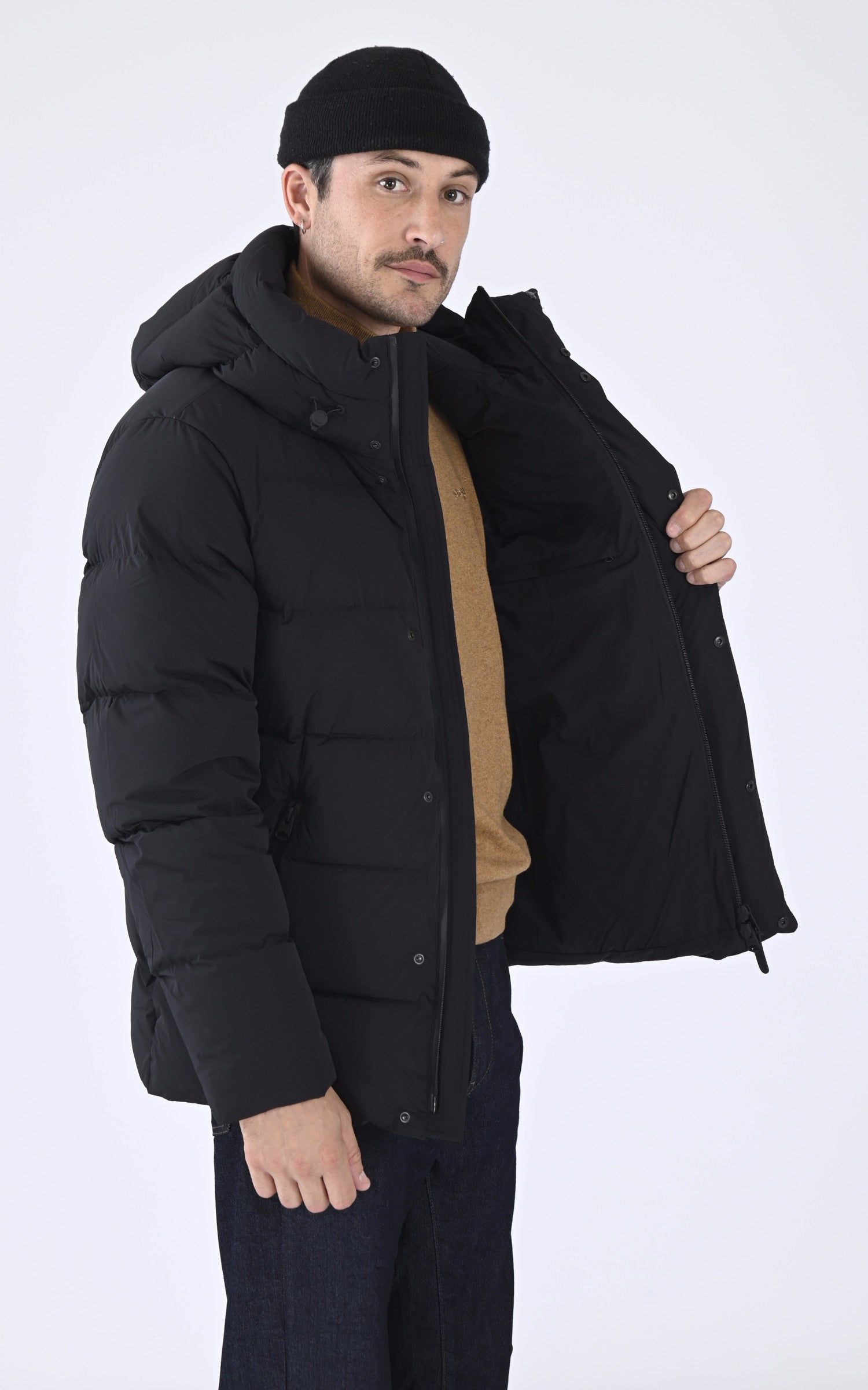 A "GRAYDON CITY" Noir Mackage Ves Doudoune Homme interior photo