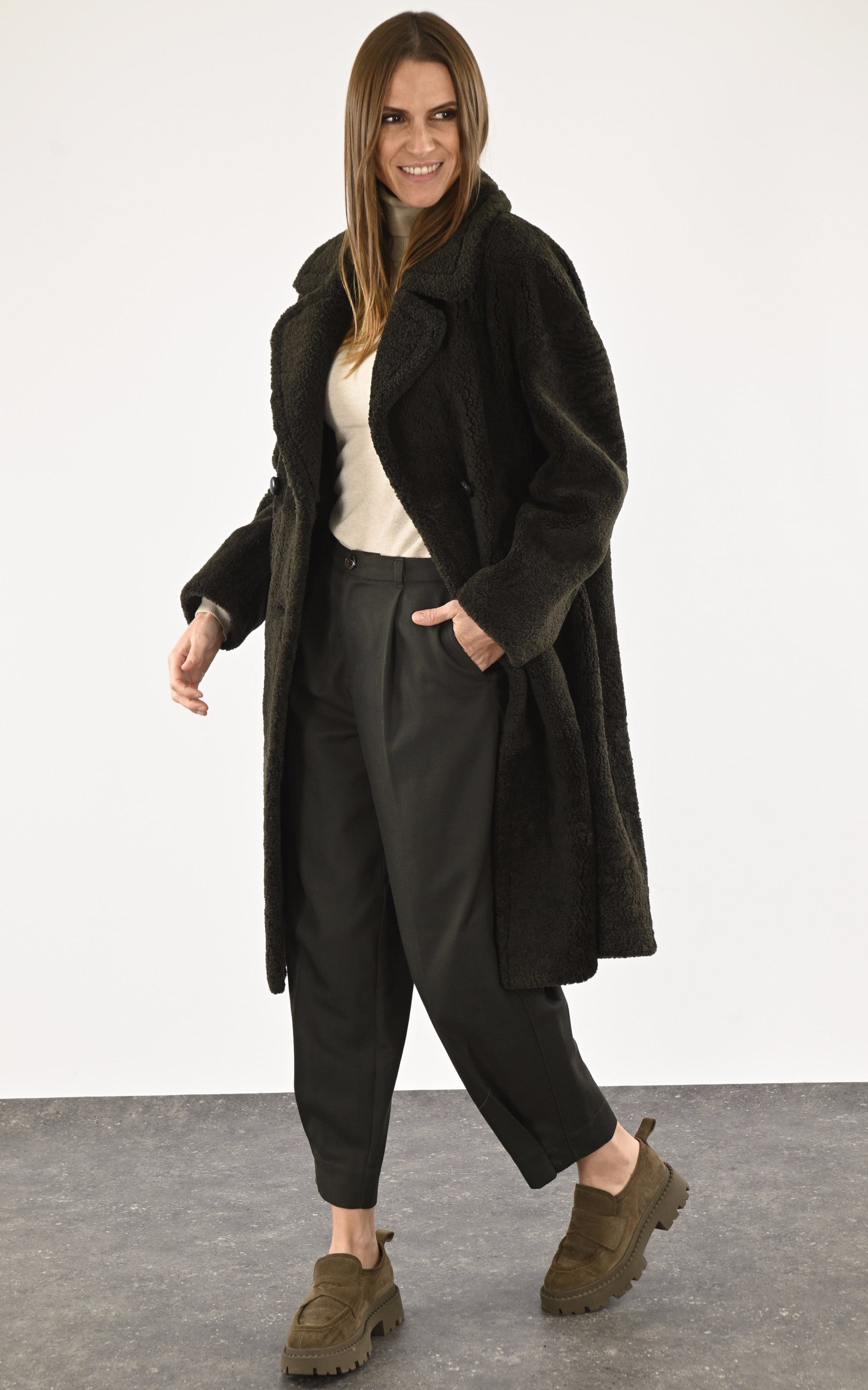A "33604" Kaki Ventcouvert 7/8 Femme opened photo