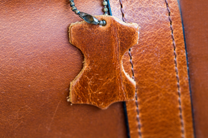 COMMENT ENTRETENIR SES CHAUSSURES EN CUIR ET EN DAIM ?