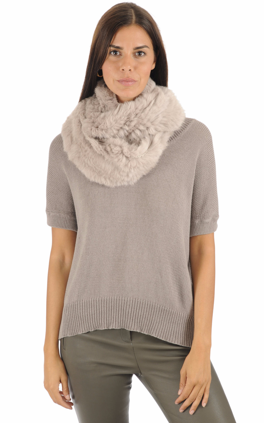 A &quot;SNOOD&quot; Beige La Canadienne Snood Femme opened photo