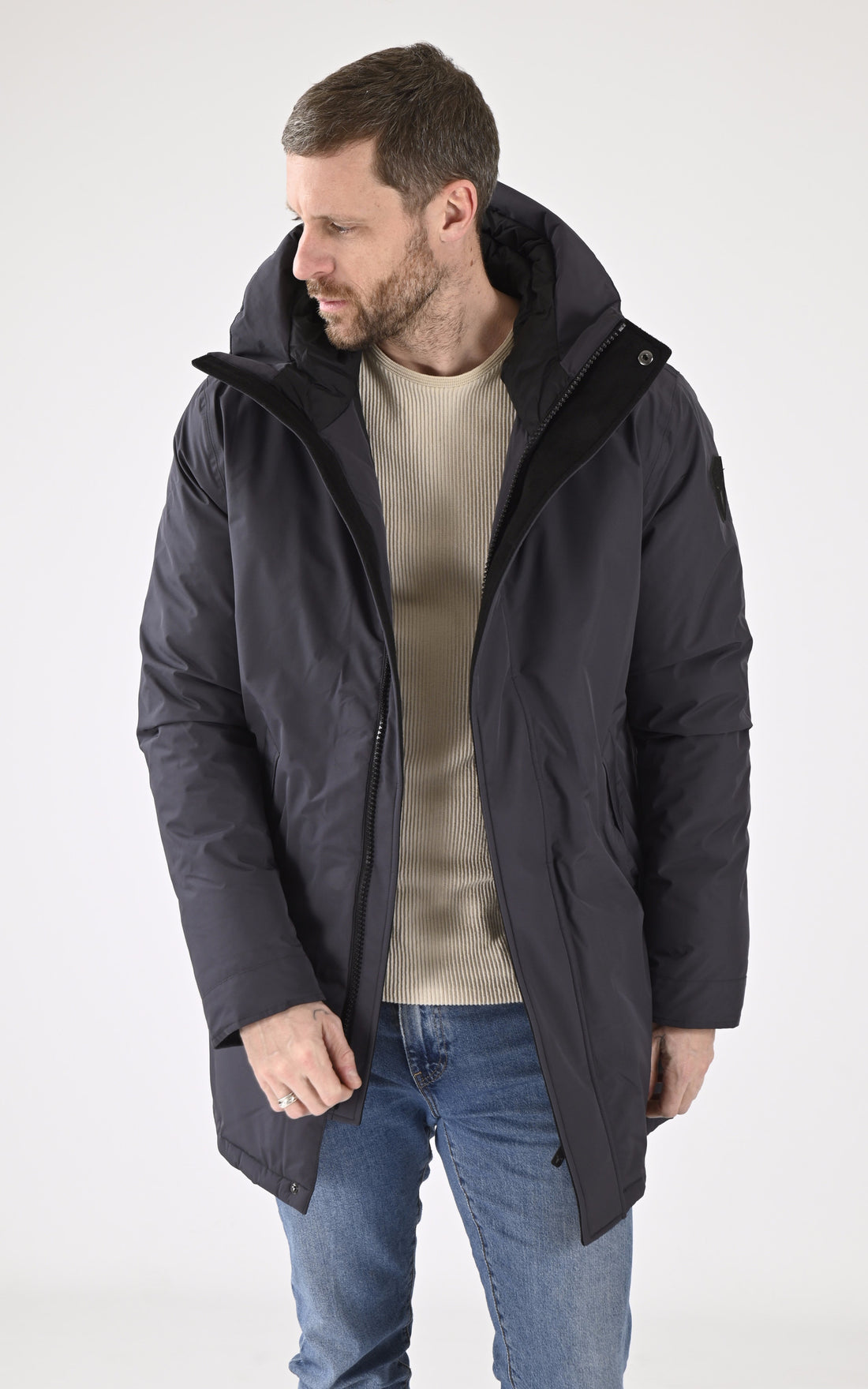 A &quot;PIERRE 3L&quot; Bleu Marine Nobis 3/4 Doudoune Homme opened photo