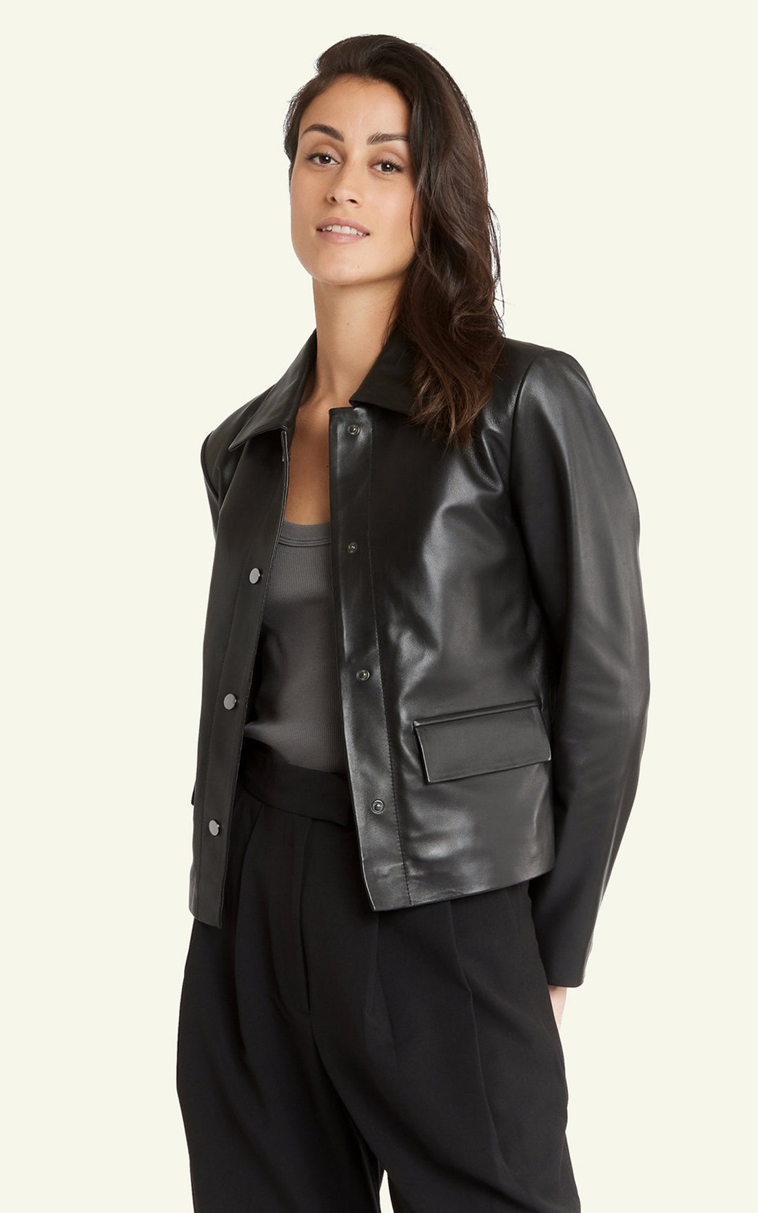 A &quot;ANNE&quot; Black Serge Pariente Veste Femme opened photo