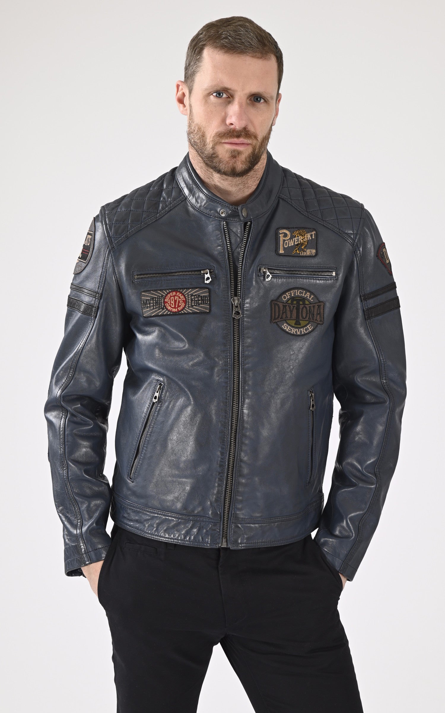 A &quot;WALKOR 102831&quot; Bleu Daytona 73 Blouson Homme closed photo