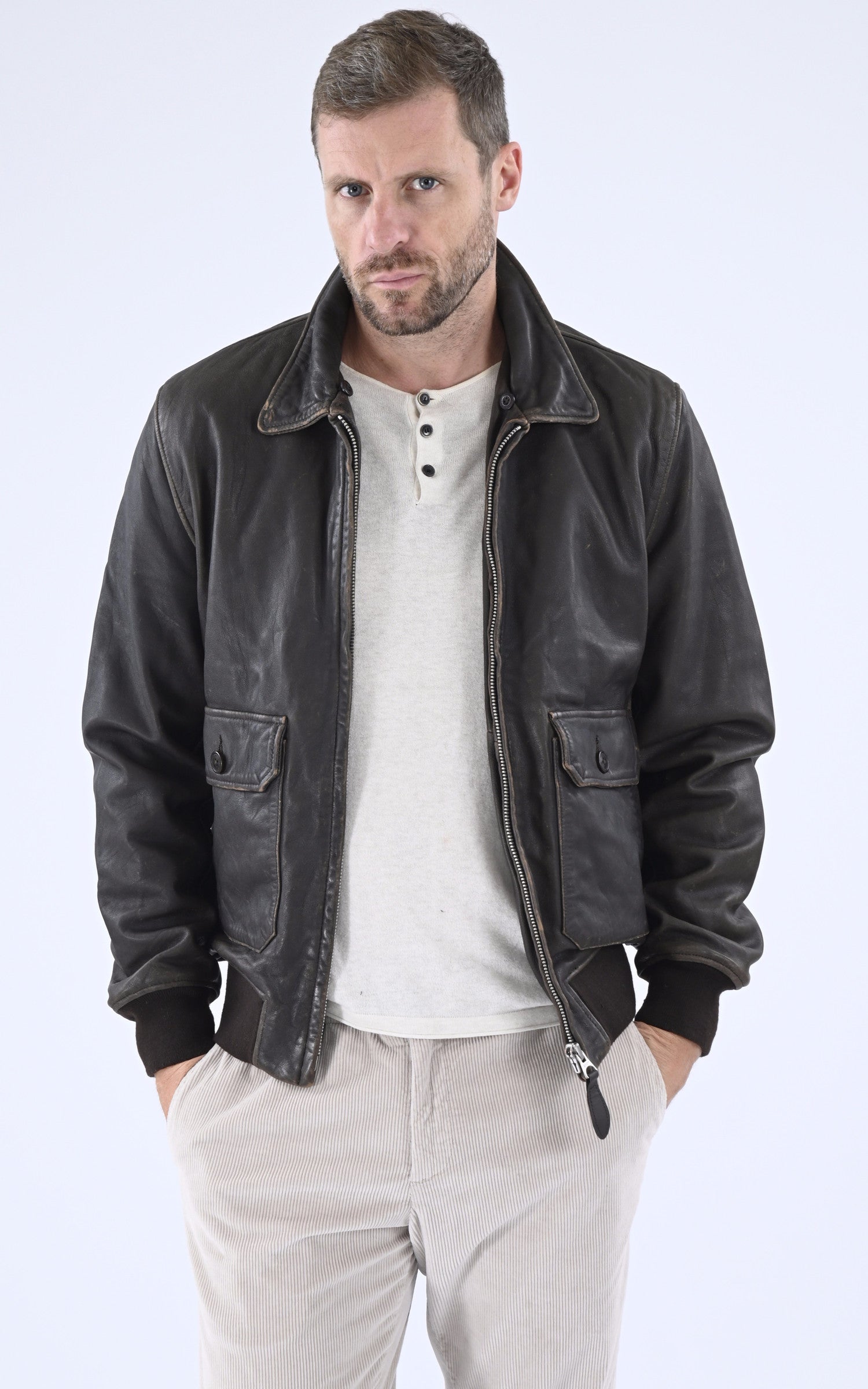 A &quot;LC PILOT USED&quot; Marron Schott Pilote Homme closed photo