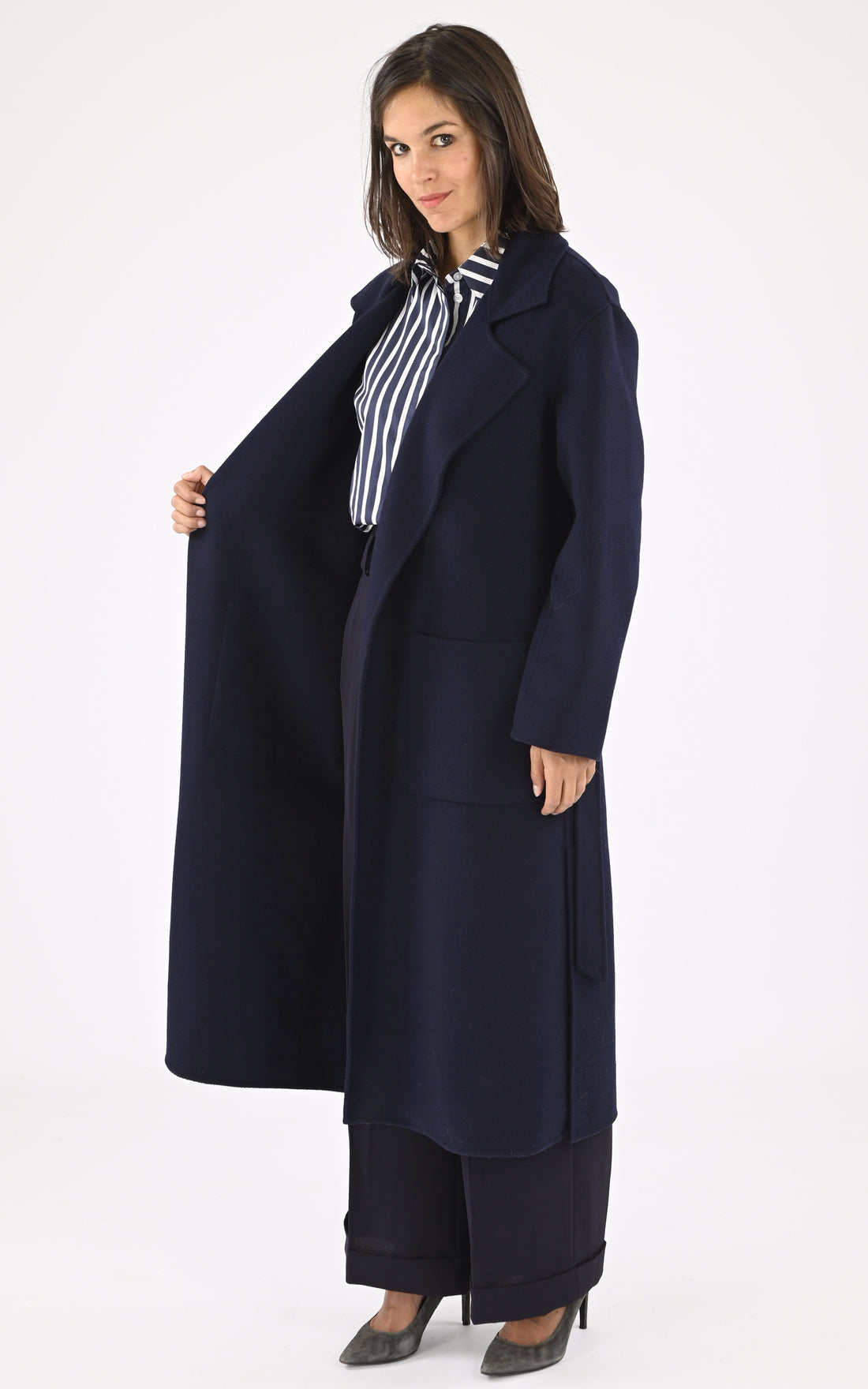 A &quot;ALLEGORIA 64303&quot; Bleu Foncé Oakwood Manteau Femme closed photo