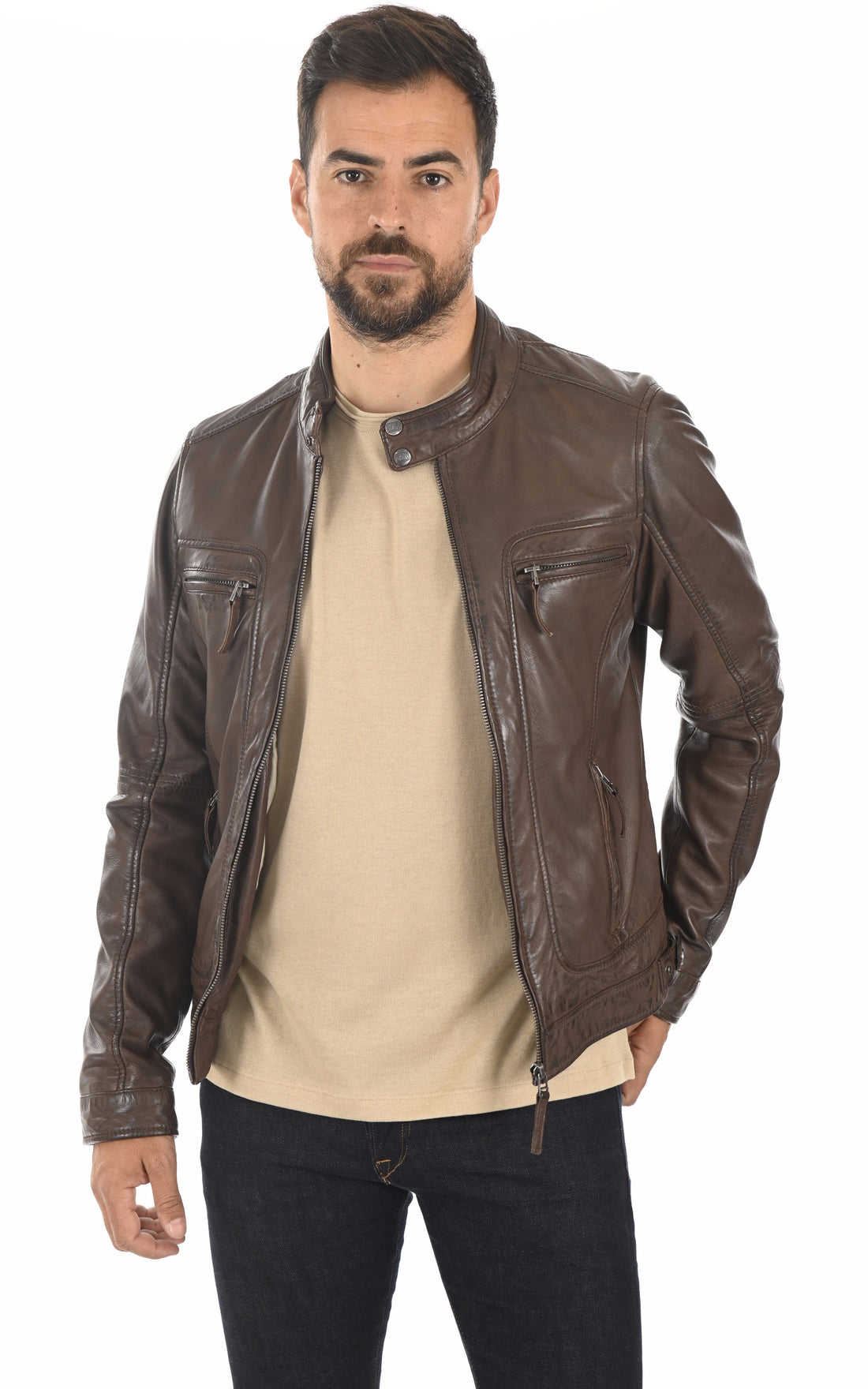 A &quot;CASEY 60901&quot; Marron Oakwood Blouson Homme opened photo