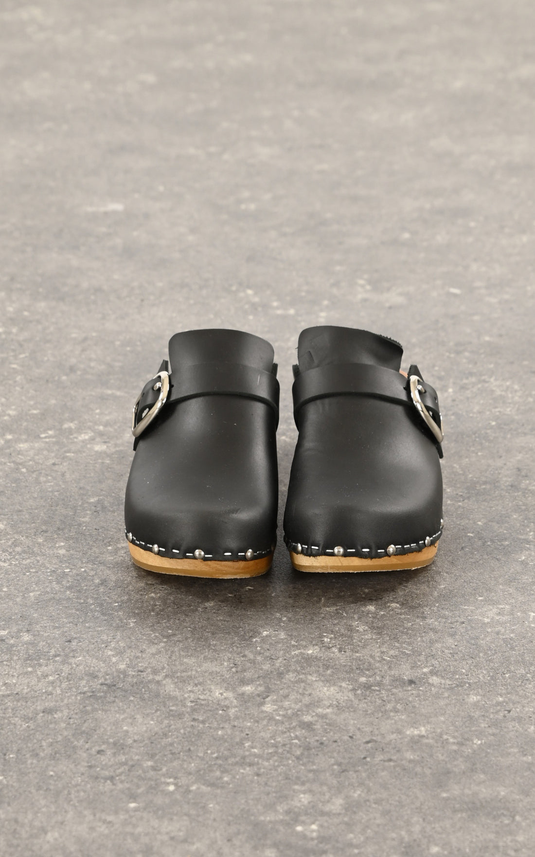 A &quot;CONSTANCE&quot; Noir Hoof sabots Femme closed photo